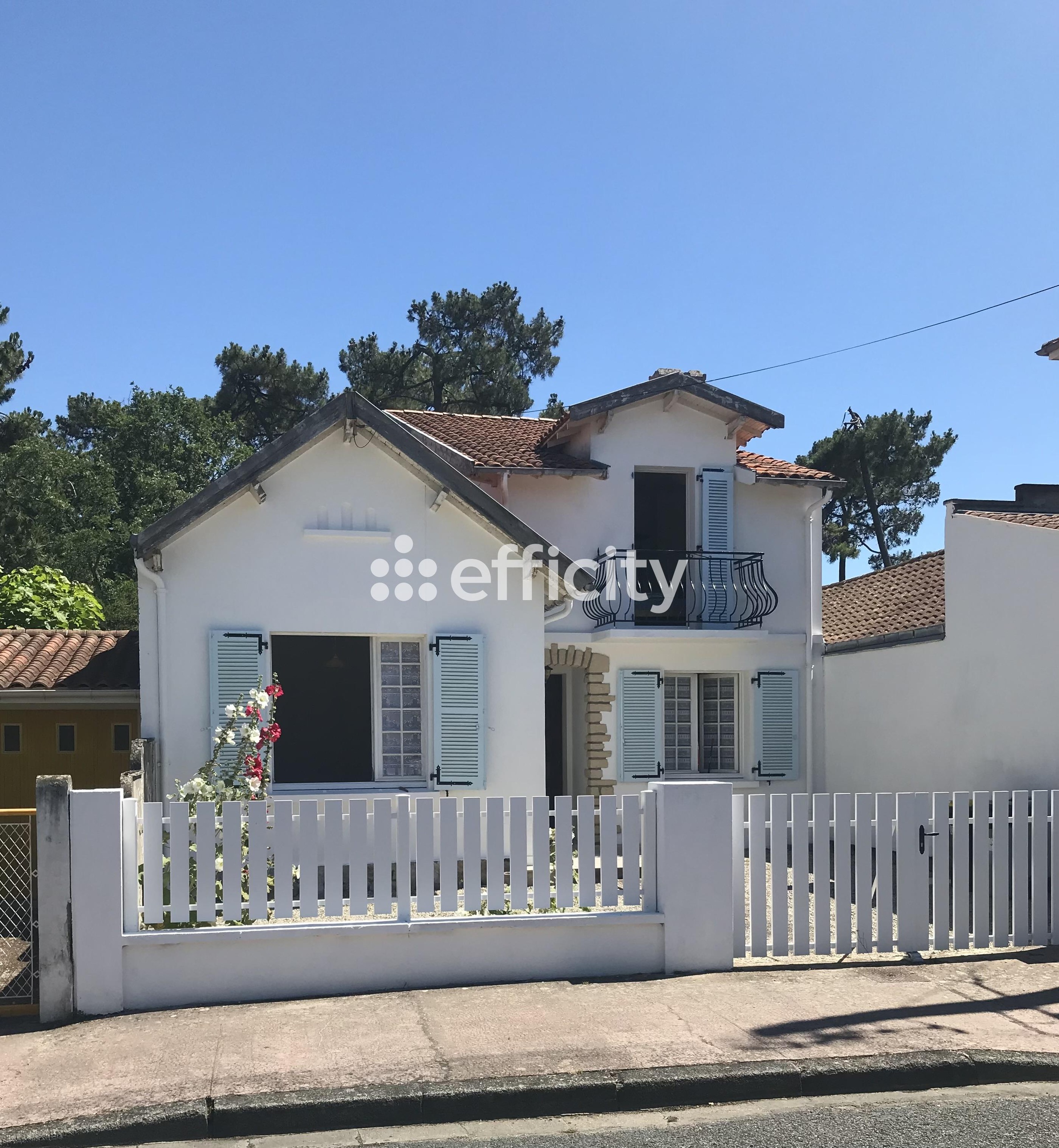 Achat immobilier Maison 6 pièces  128m2 à Ronce-les-Bains (17390) - Photo n°1