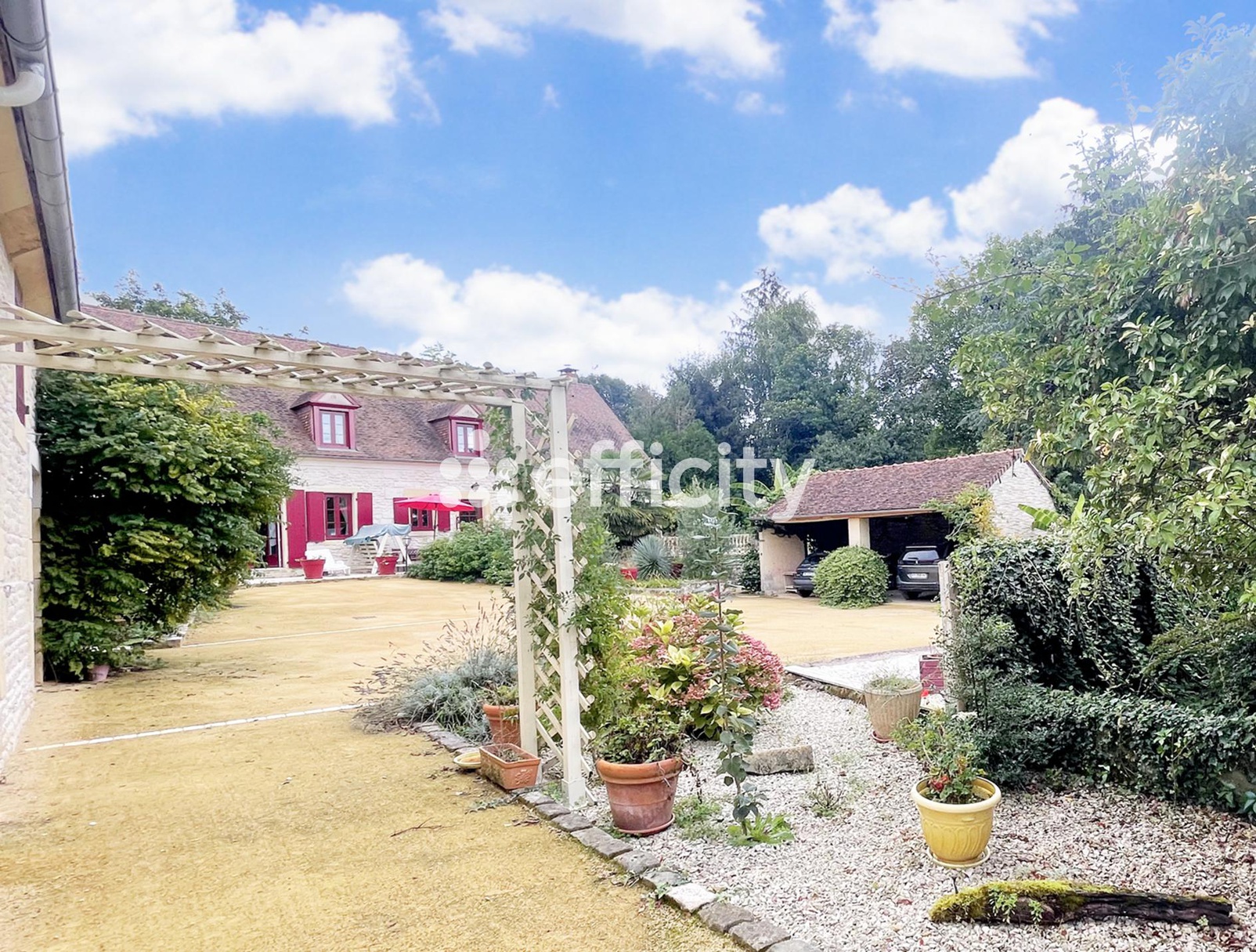 Achat immobilier Maison 10 pièces  400m2 à Varennes-Vauzelles (58640) - Photo n°8