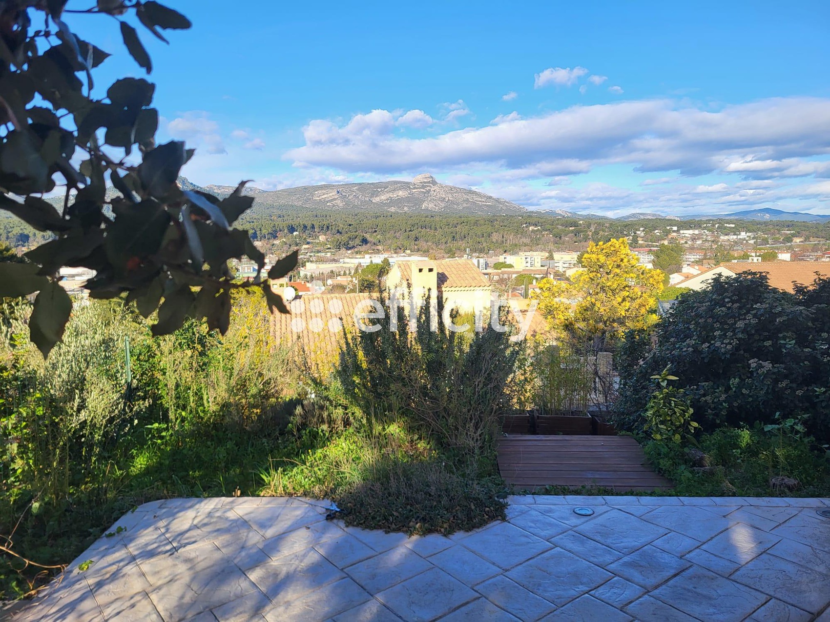 Achat immobilier Maison 4 pièces  130m2 à Aubagne (13400) - Photo n°1