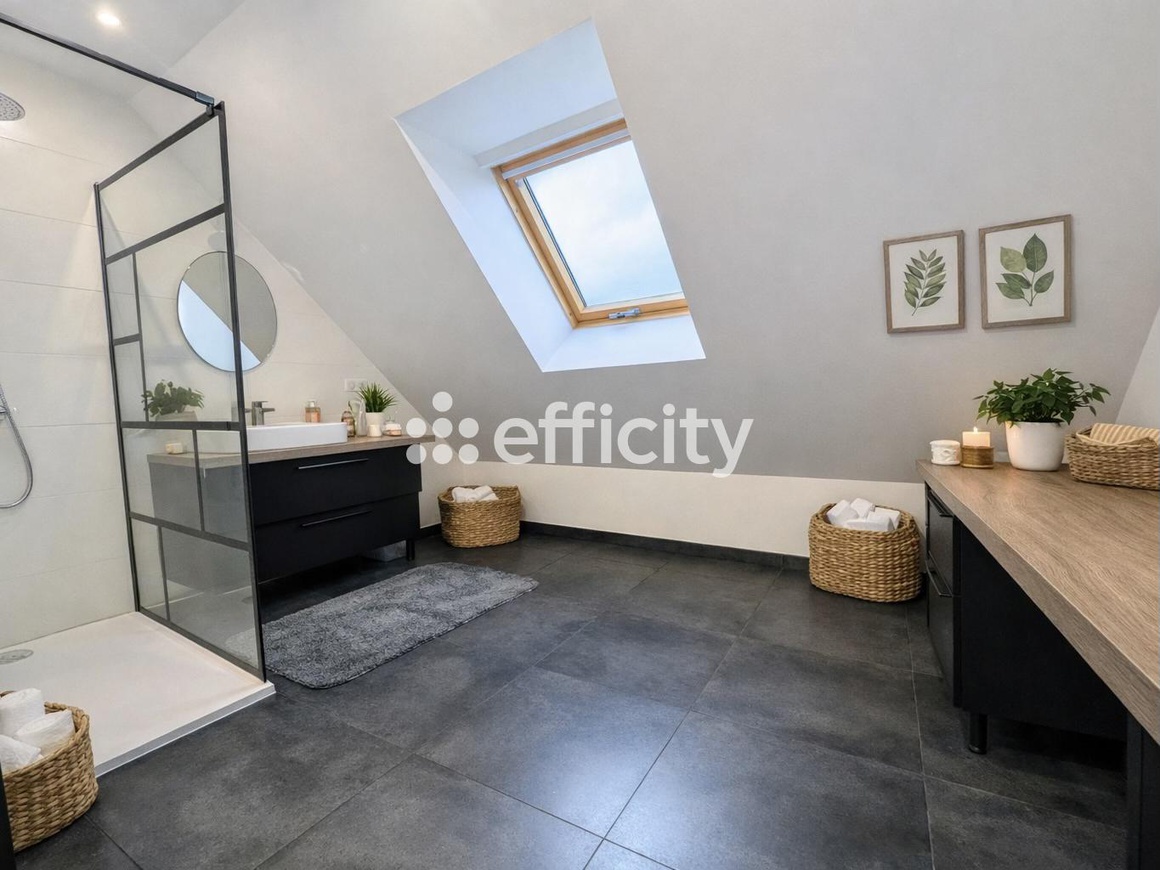 Achat immobilier Maison 10 pièces  210m2 à Saint-Laurent-en-Gâtines (37380) - Photo n°6