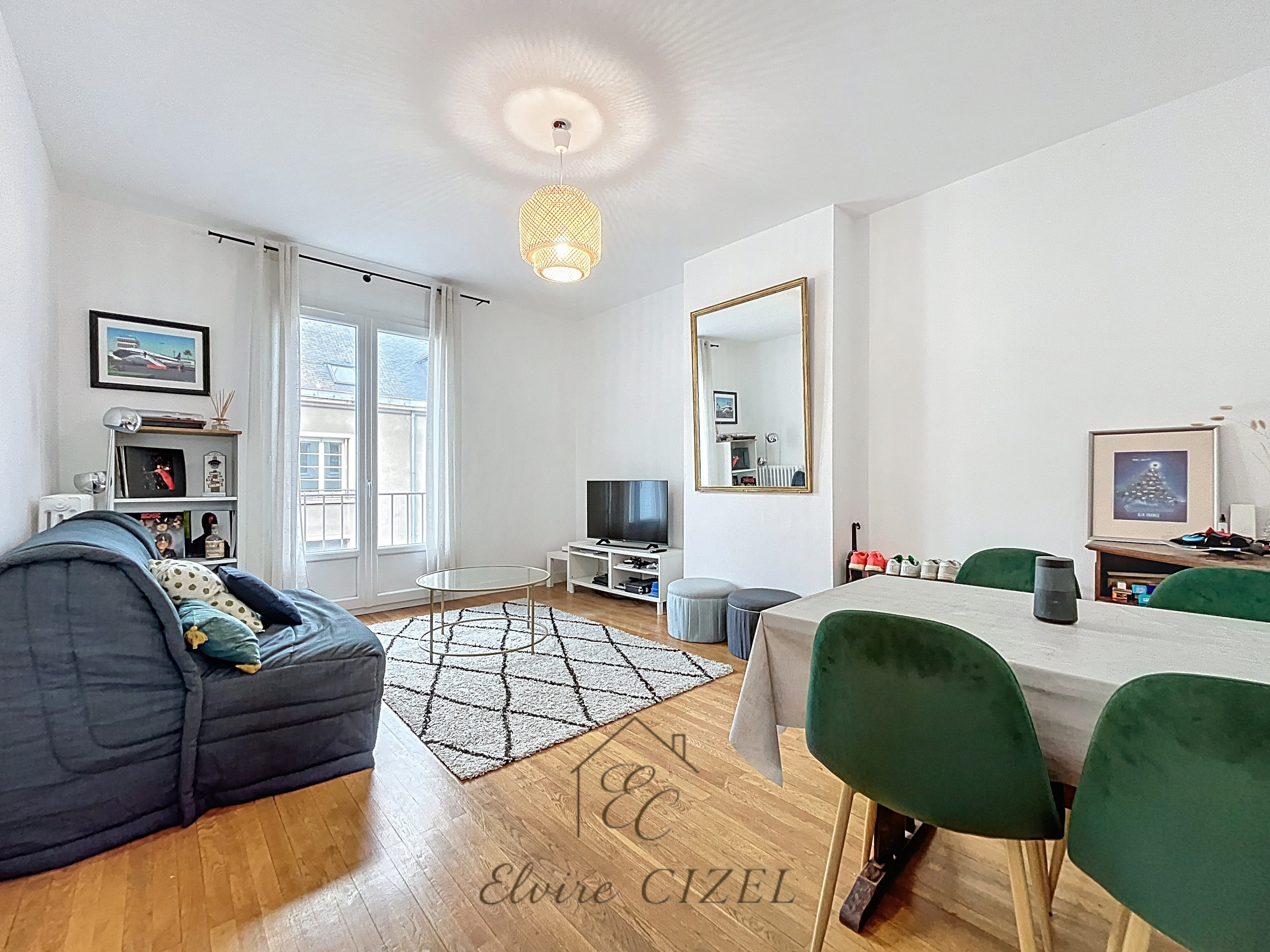 Achat immobilier Appartement 2 pièces  60m2 à Tours (37000) - Photo n°1