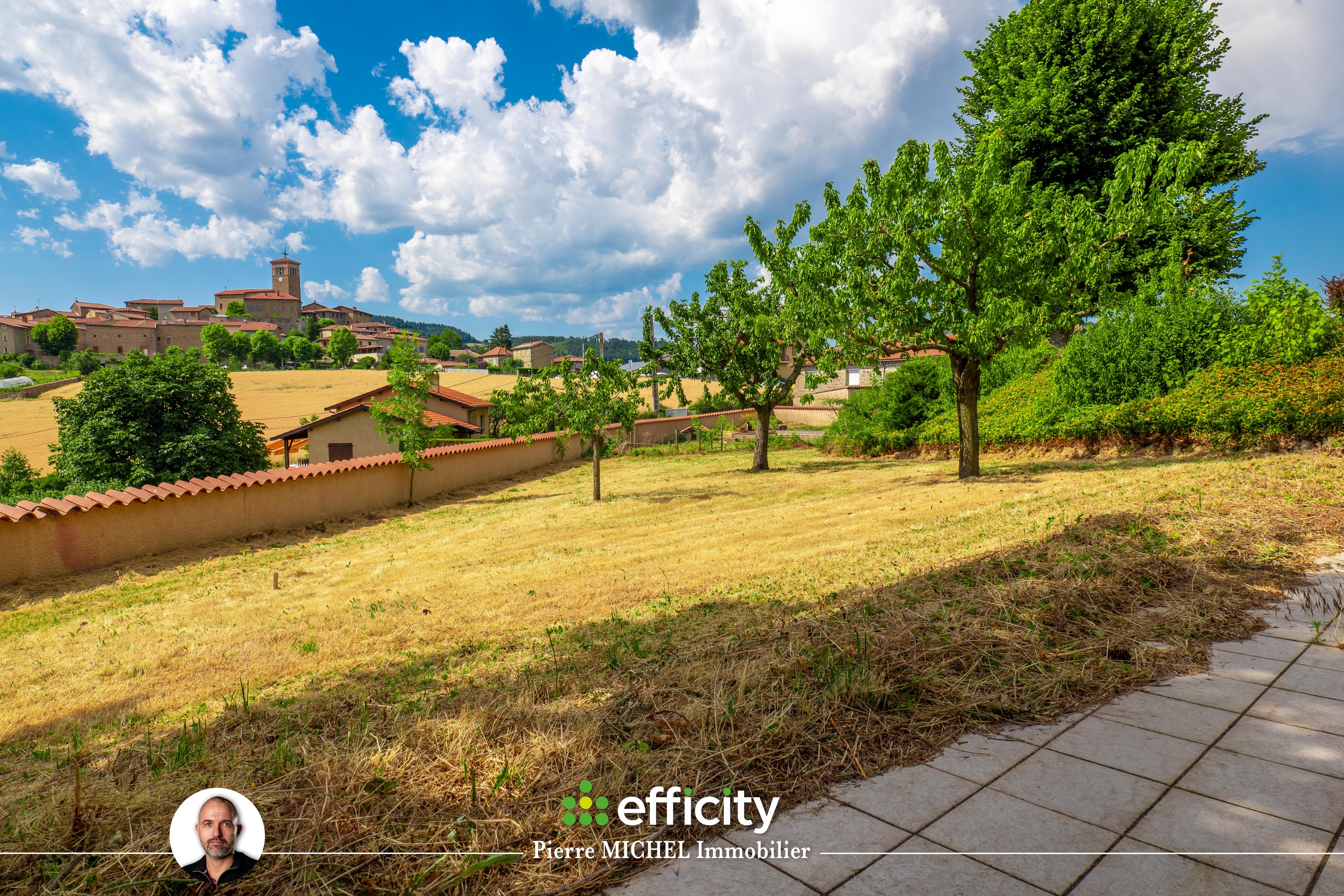 terrain  - 940m2 à Montrottier (69770)