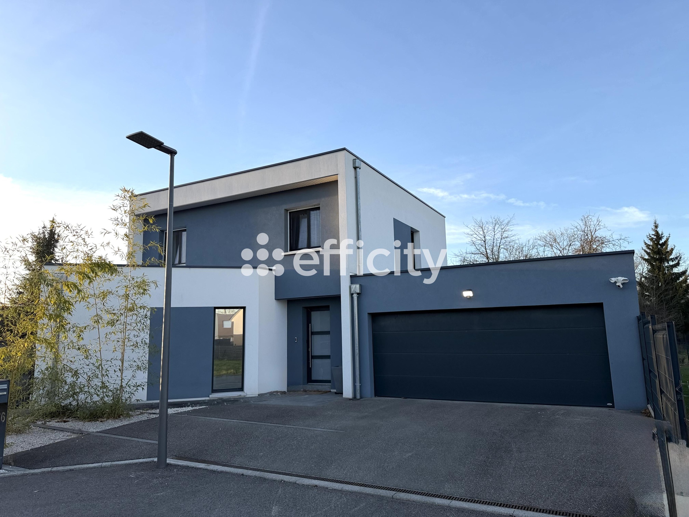 maison 6 pièces - 137m2 à Sierentz (68510)