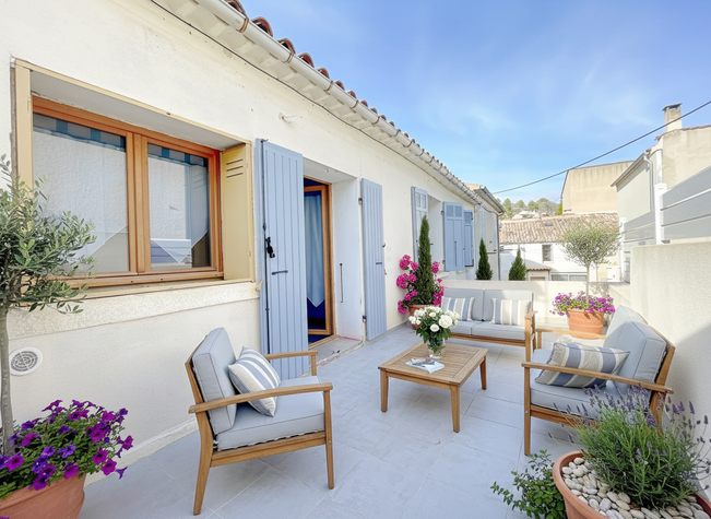 maison 7 pièces - 142,0m2 à Sainte-Tulle (04220)