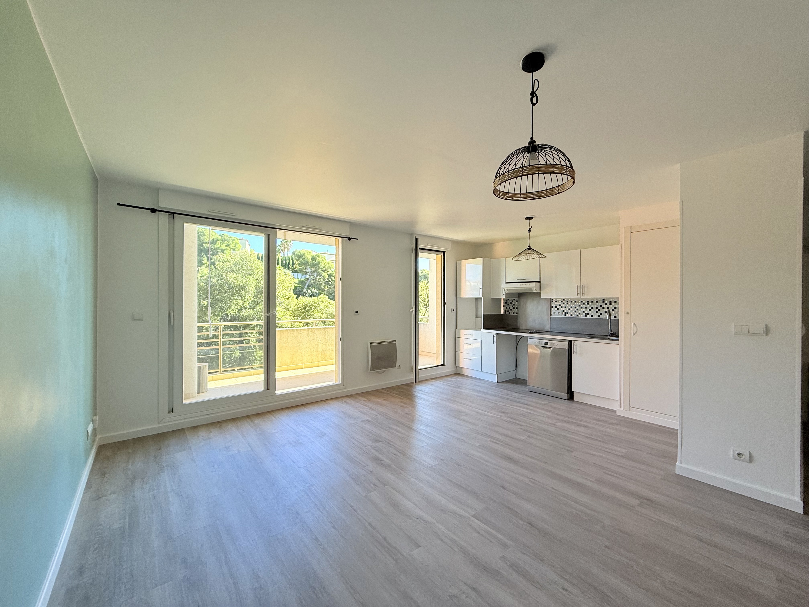 Achat immobilier Appartement 3 pièces  63m2 à Saint-Laurent-du-Var (06700) - Photo n°5