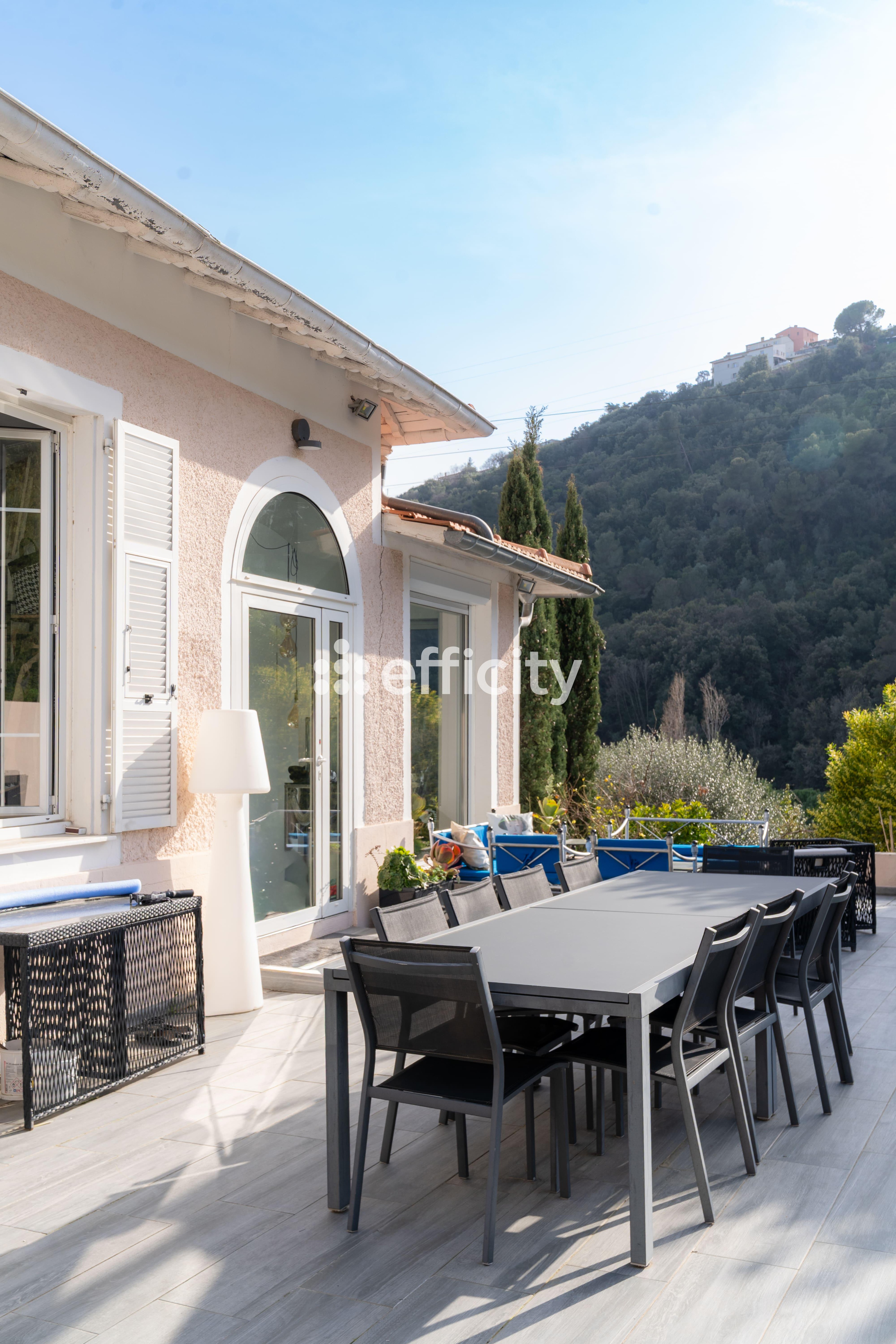 Achat immobilier Maison 5 pièces  155m2 à Nice (06000) - Photo n°5