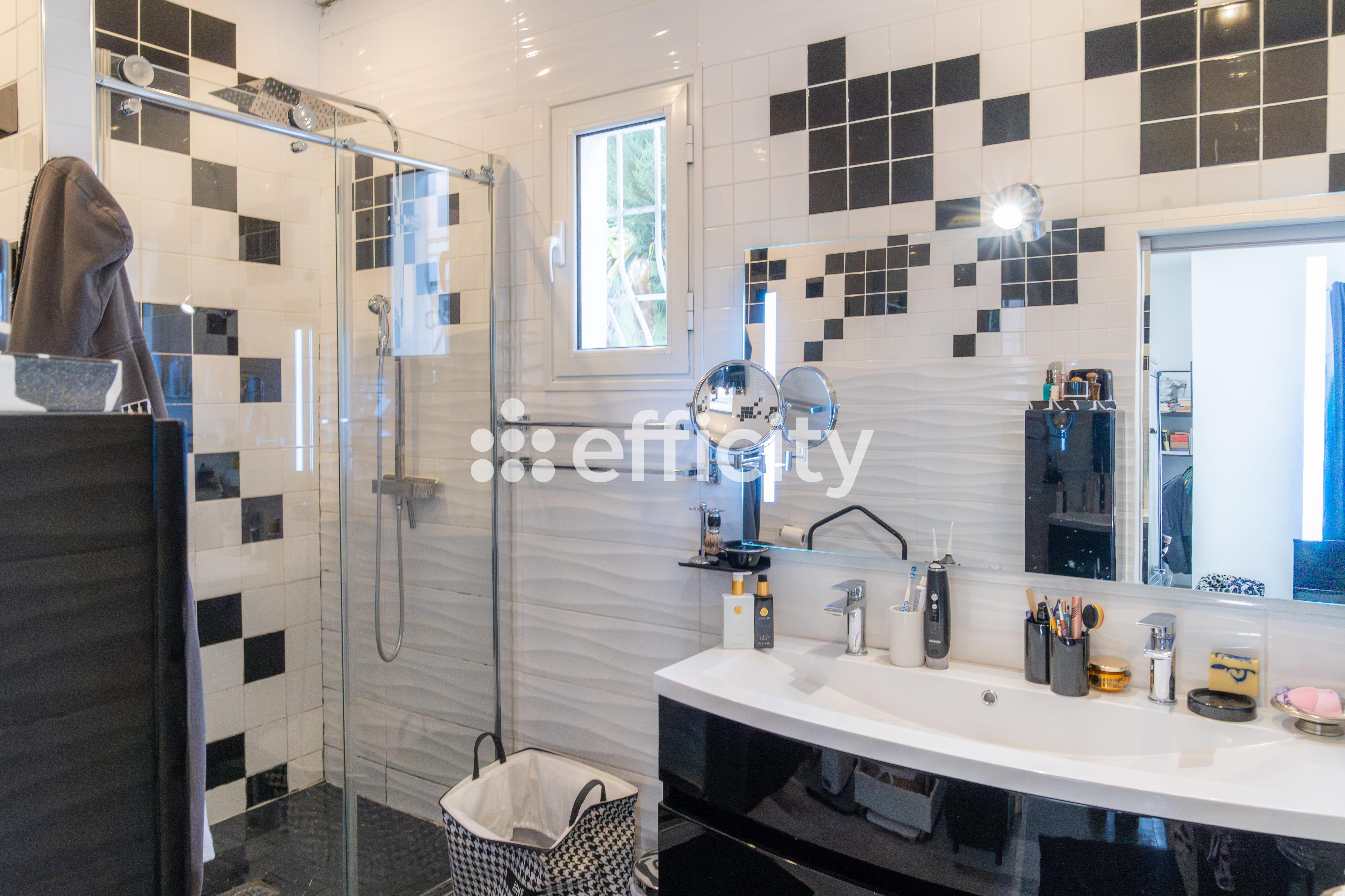 Achat immobilier Maison 5 pièces  155m2 à Nice (06000) - Photo n°21