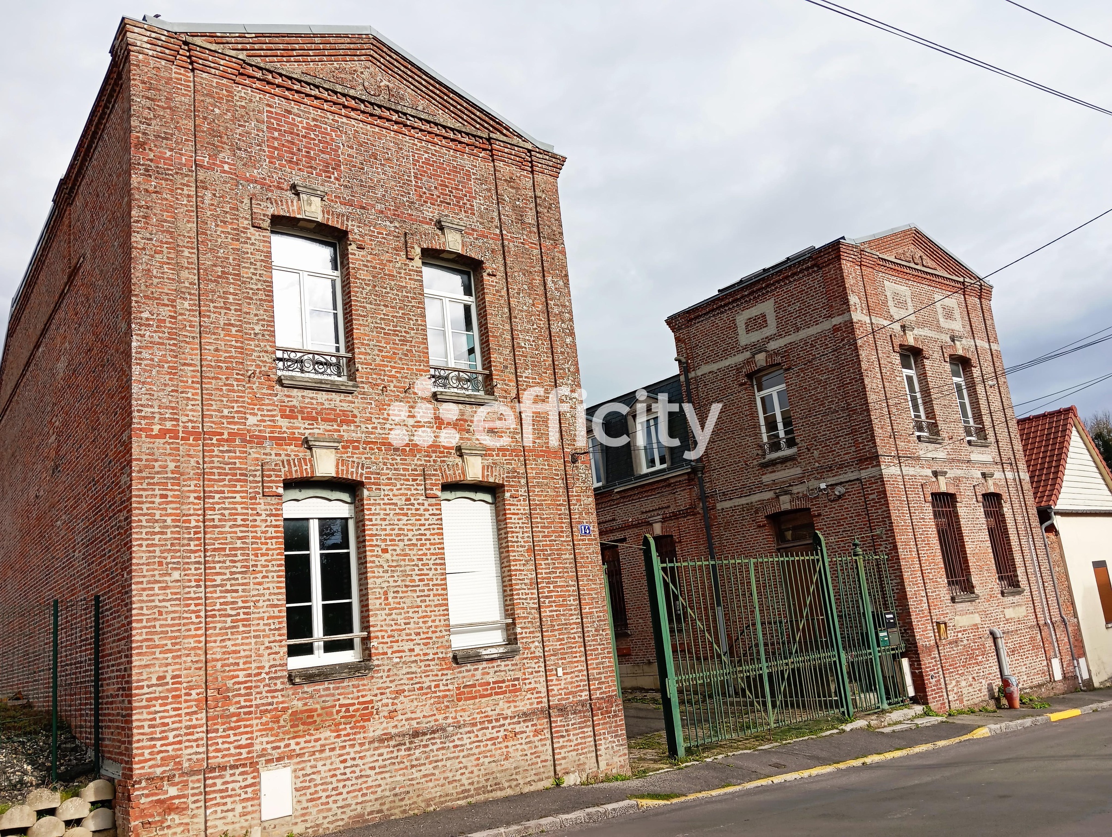 immeuble 15 pièces - 453,0m2 à Beauval (80630)
