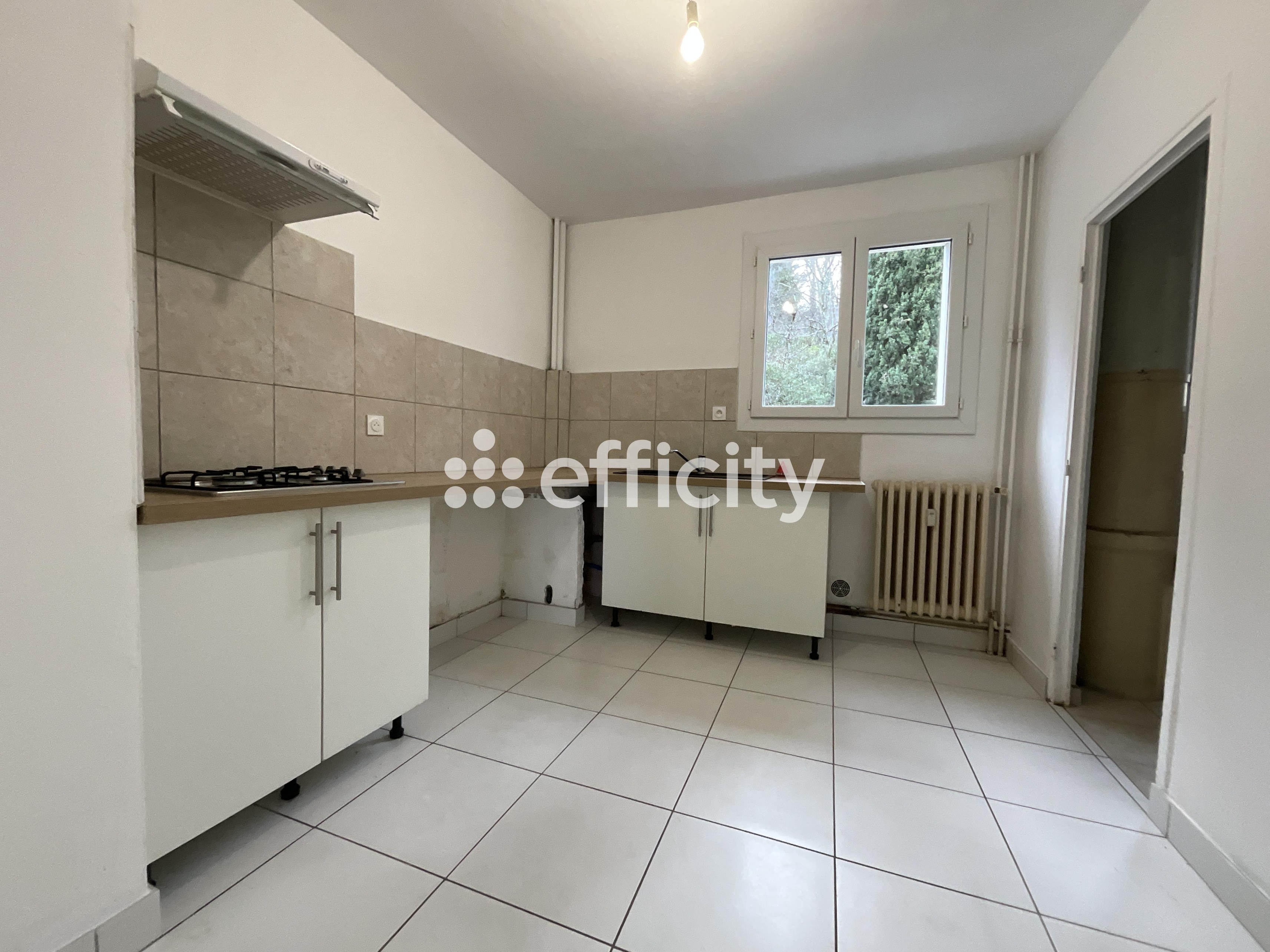 Achat immobilier Appartement 4 pièces  64m2 à Privas (07000) - Photo n°4