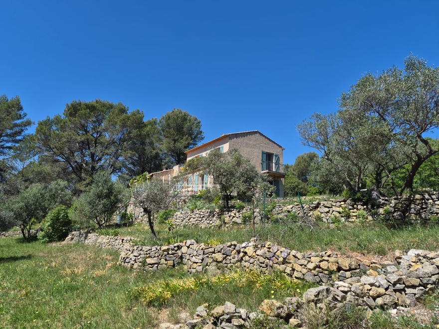 maison 8 pièces - 198,0m2 à Cuers (83390)