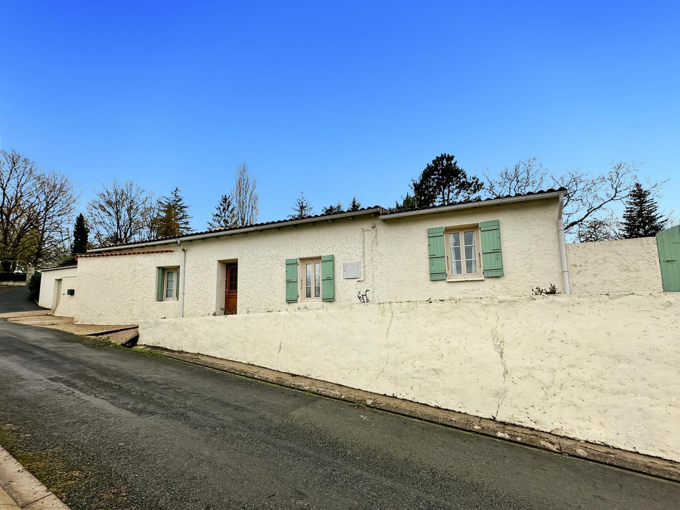 Achat immobilier Maison 5 pièces  118m2 à Fontcouverte (17100) - Photo n°8