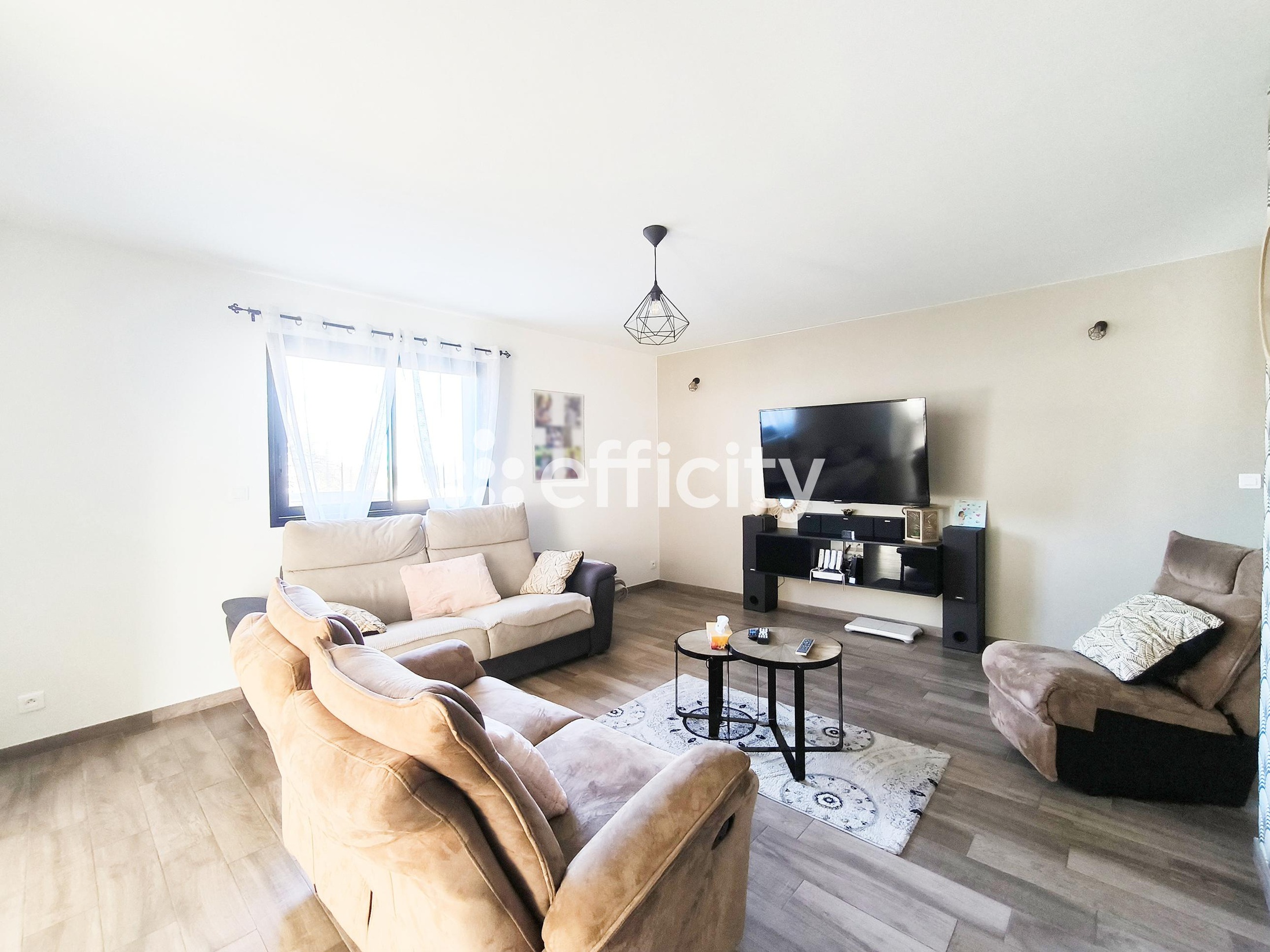 Achat immobilier Maison 7 pièces  166m2 à Villedieu-les-Poêles-Rouffigny (50800) - Photo n°11