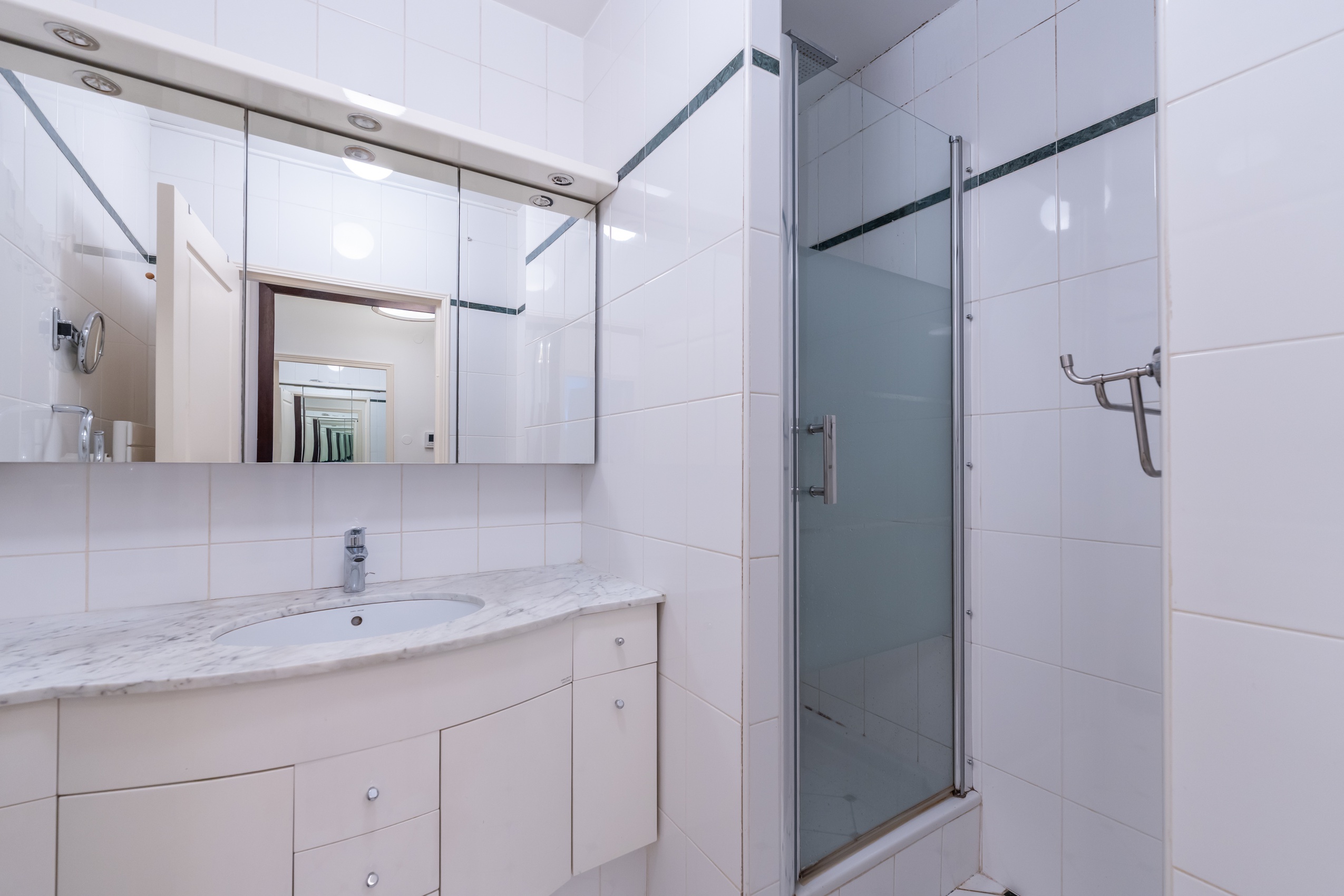 Achat immobilier Appartement 2 pièces  60m2 à Paris (75016) - Photo n°10