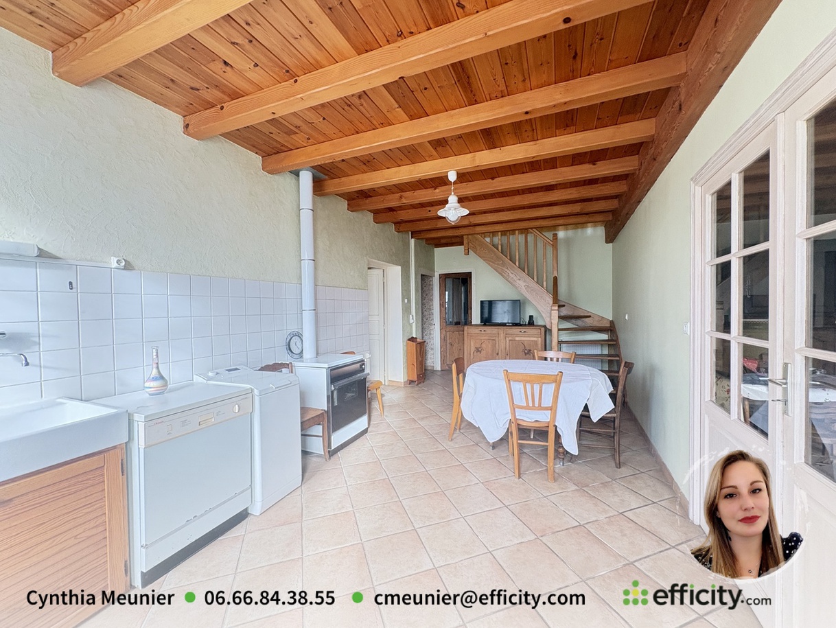 Achat immobilier Maison 5 pièces  160m2 à Thors (17160) - Photo n°4