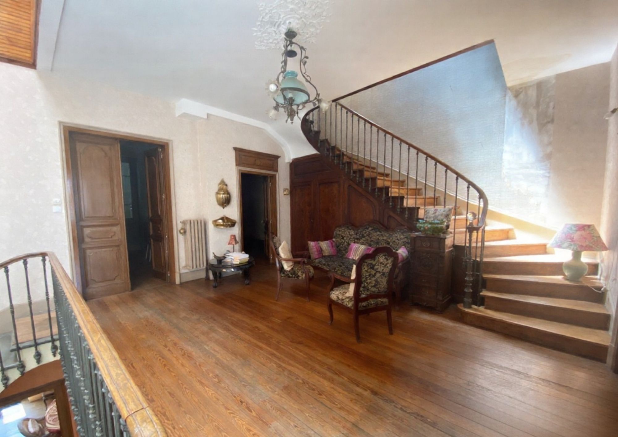 Maison 7 pièces 185 m² · à Castres · 185 m² · 195 000 €