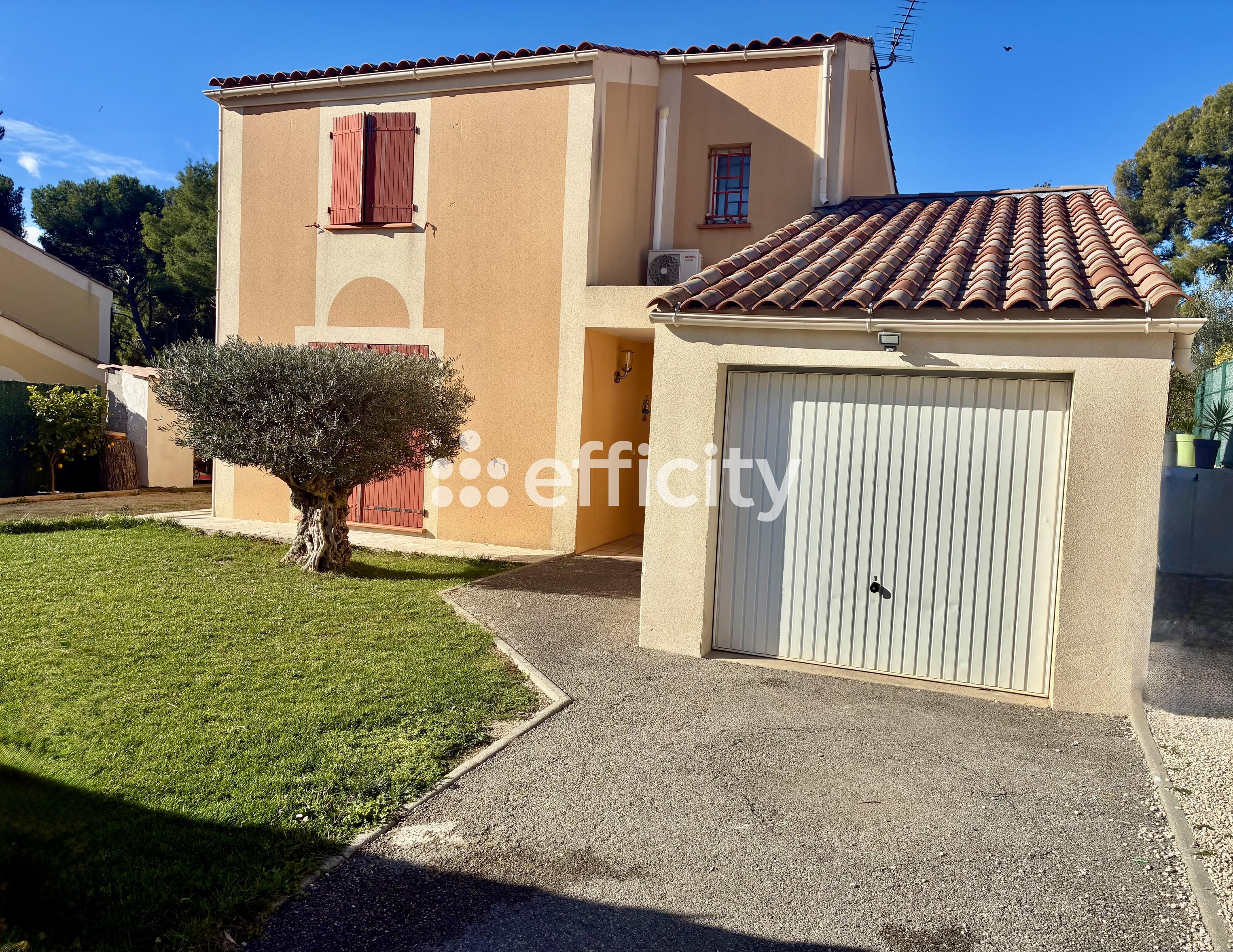 maison 5 pièces - 115m2 à Marseille (13015)