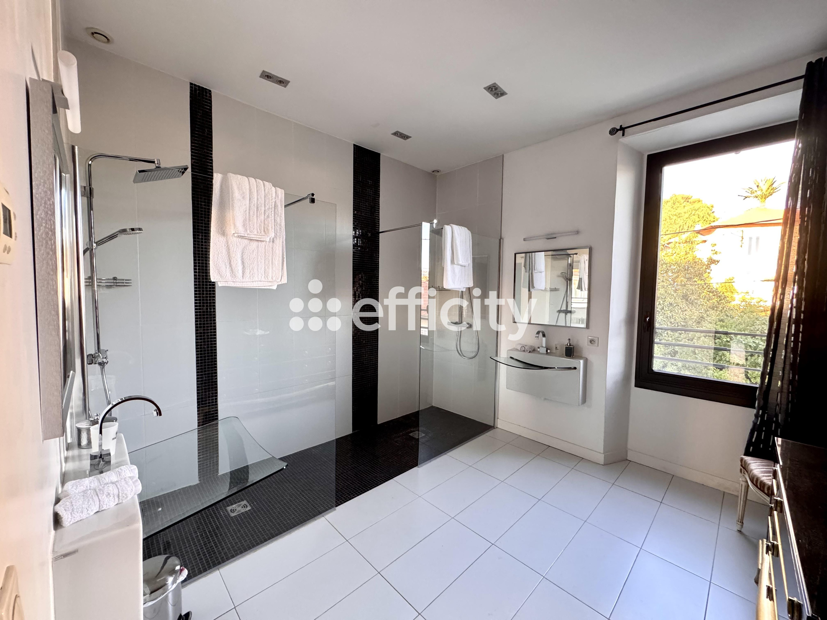 Achat immobilier Appartement 8 pièces  190m2 à Cannes (06400) - Photo n°10