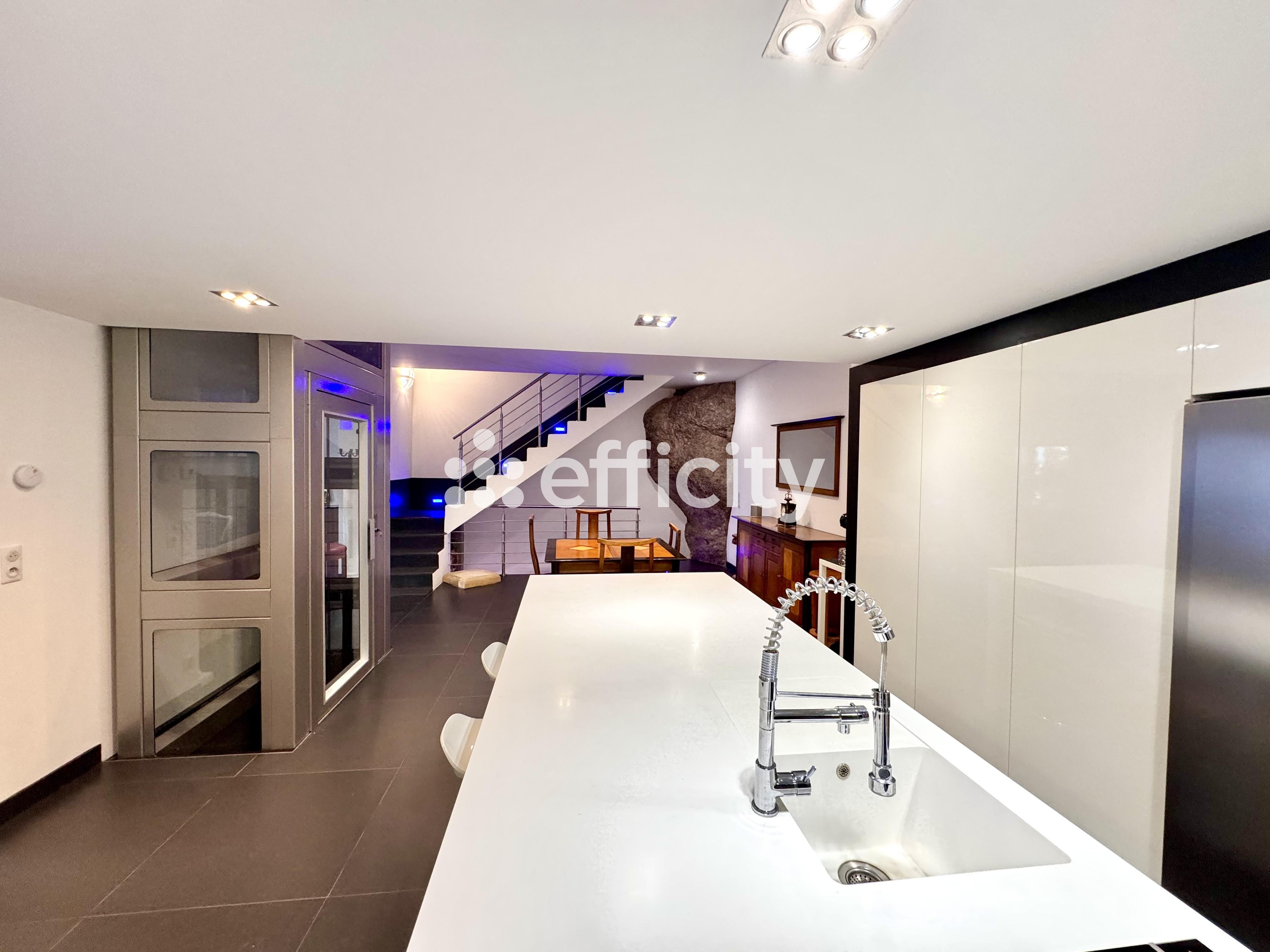 Achat immobilier Appartement 8 pièces  190m2 à Cannes (06400) - Photo n°6