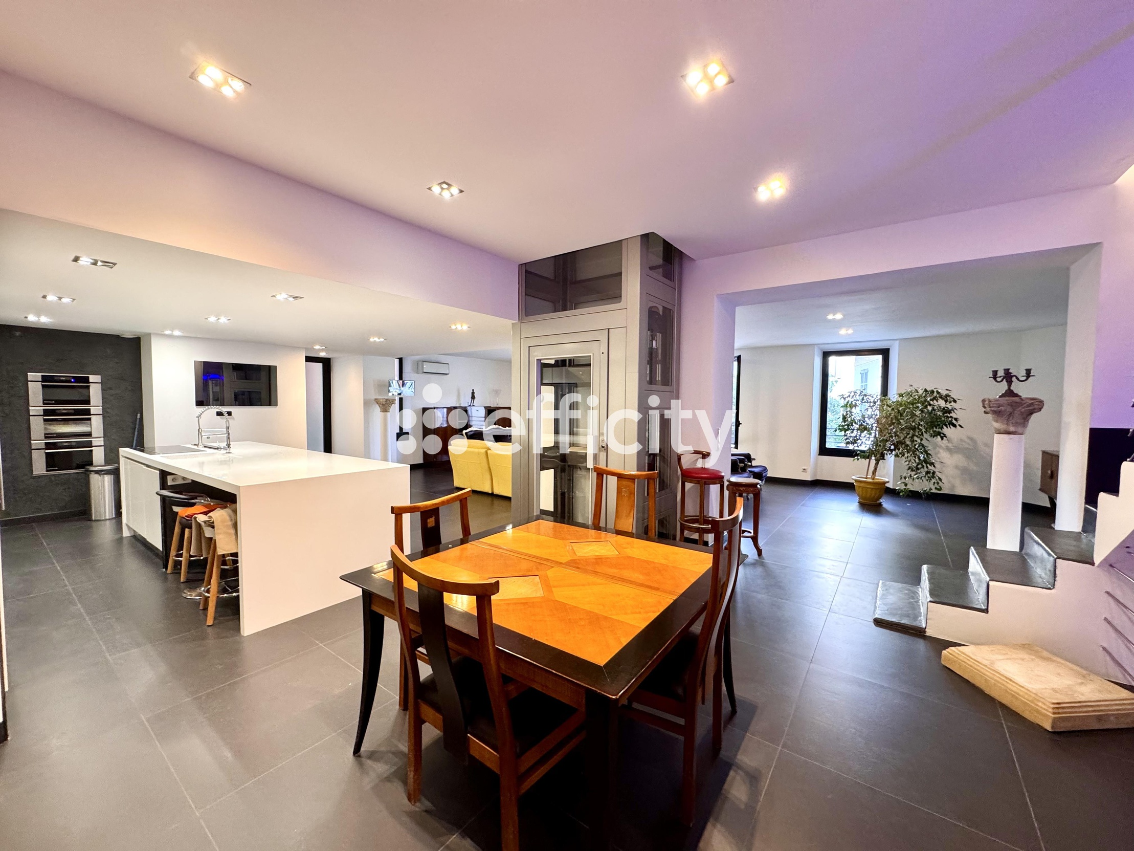 appartement 8 pièces - 190m2 à Cannes (06400)