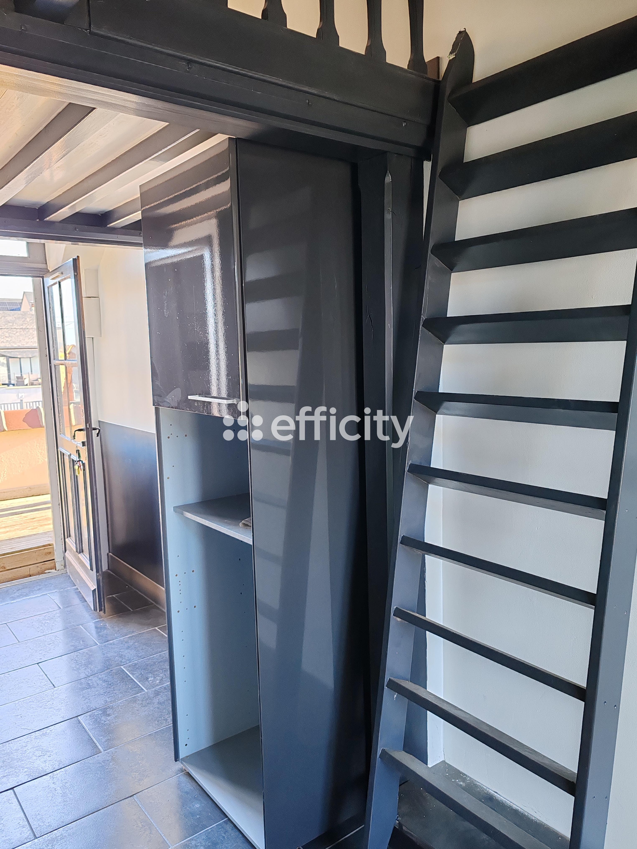 Achat immobilier Immeuble 9 pièces  170m2 à Bernières-sur-Mer (14990) - Photo n°4