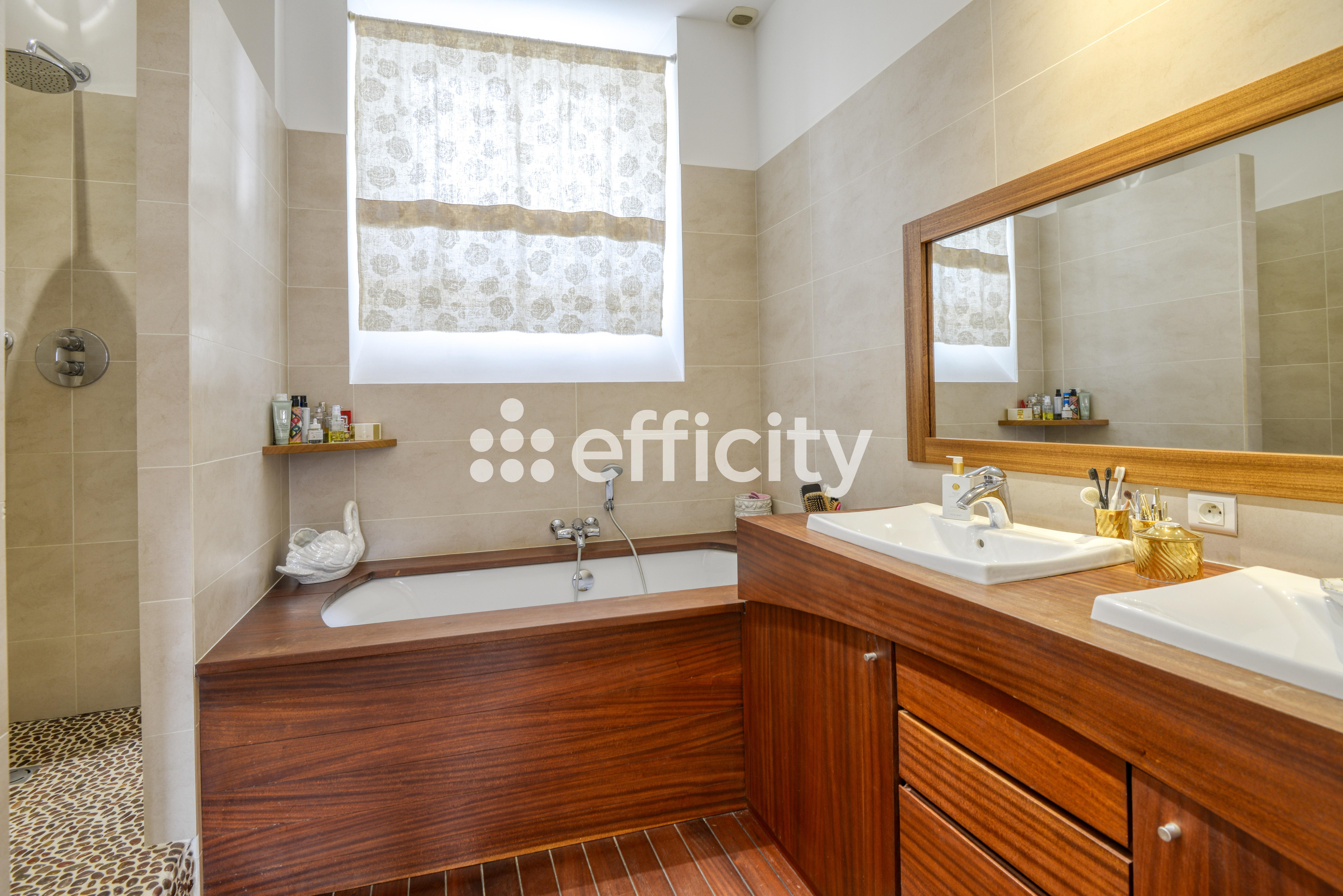 Achat immobilier Appartement 5 pièces  231m2 à Nantes (44000) - Photo n°14