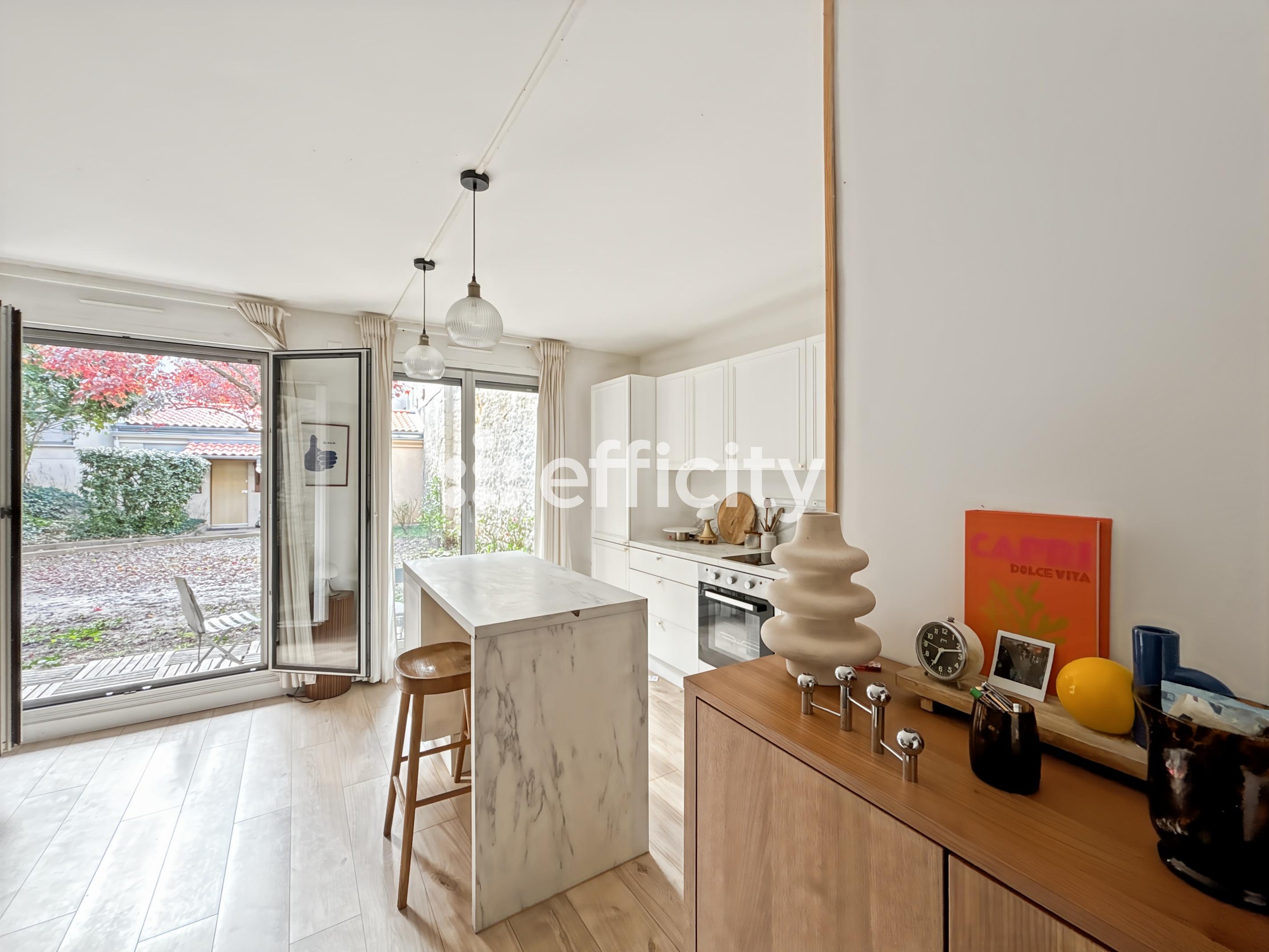 Achat immobilier Appartement 4 pièces  82m2 à Bordeaux (33000) - Photo n°6