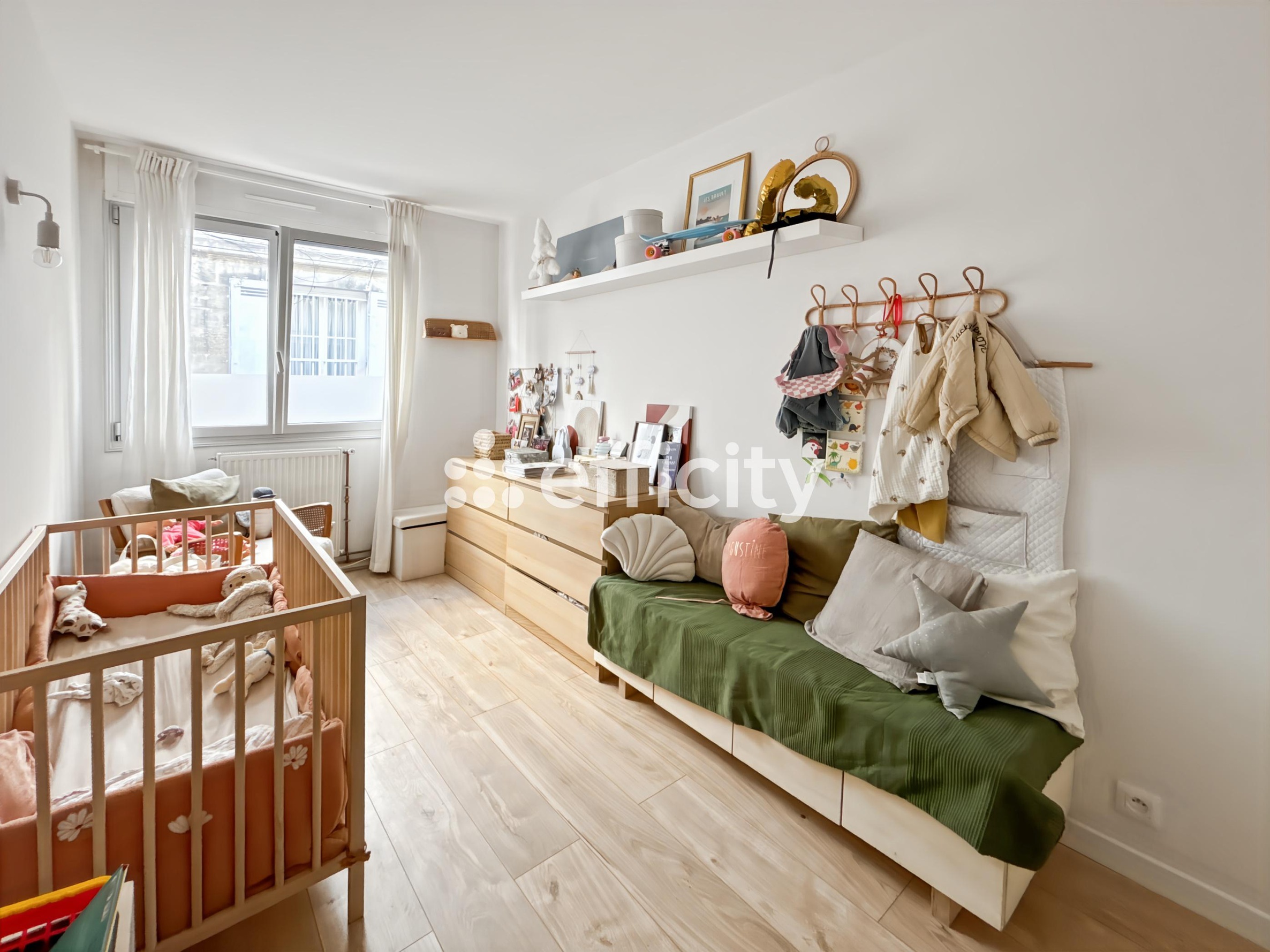 Achat immobilier Appartement 4 pièces  82m2 à Bordeaux (33000) - Photo n°10