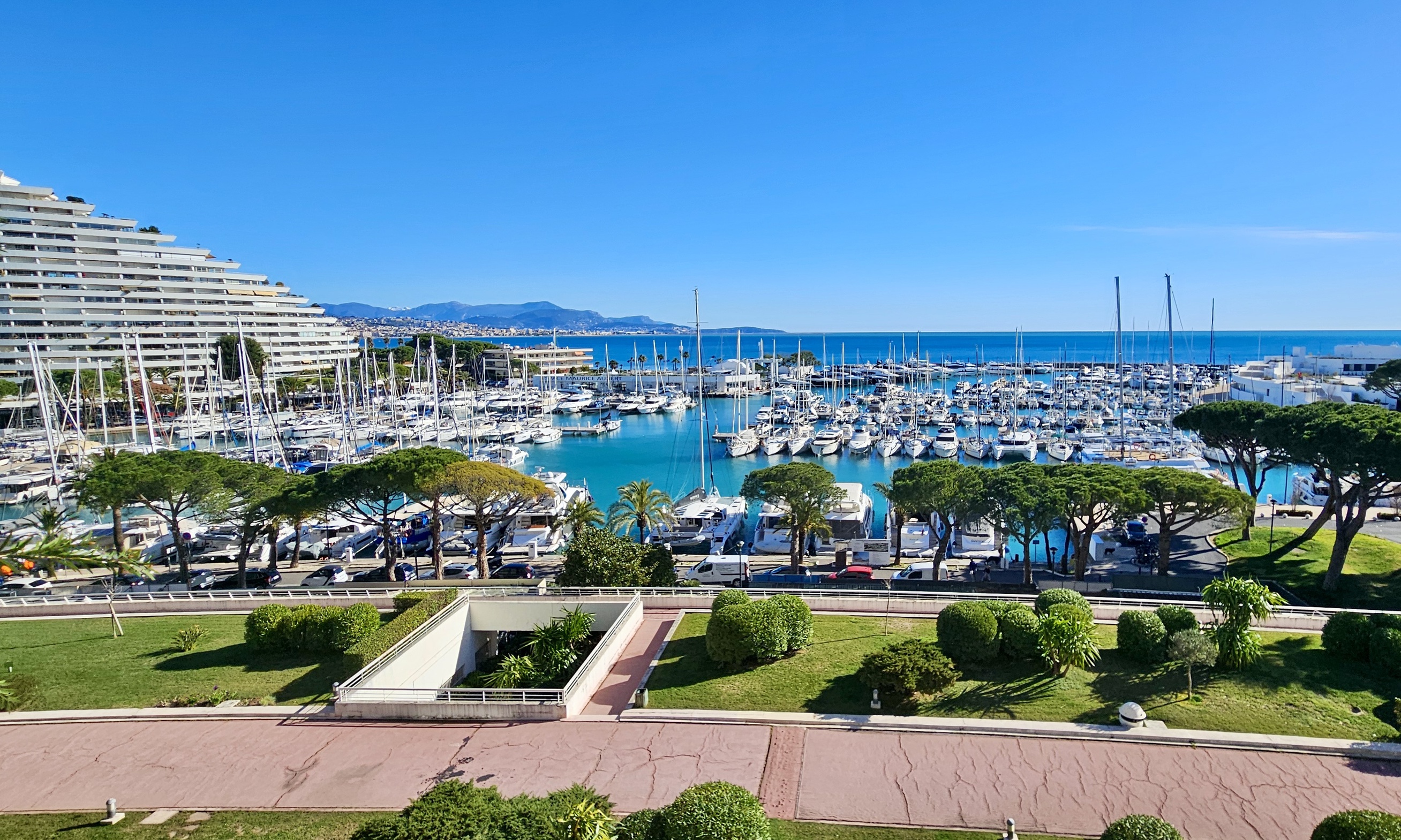 Achat immobilier Appartement 3 pièces  82m2 à Villeneuve-Loubet (06270) - Photo n°1