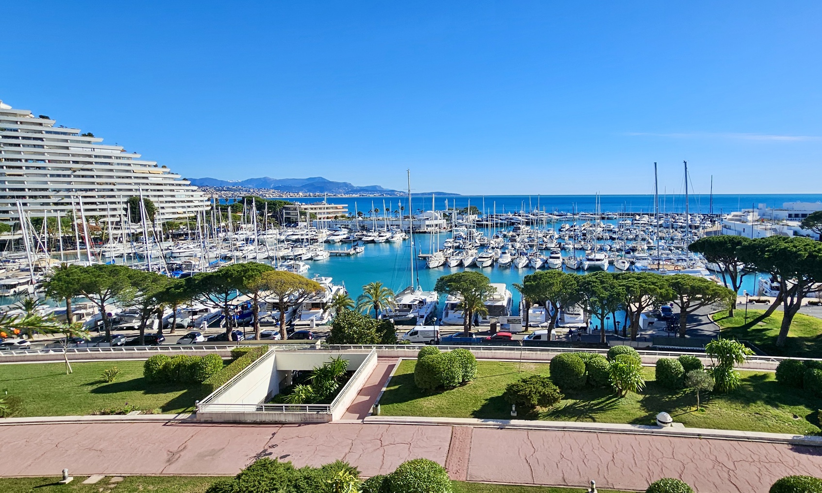 appartement 3 pièces - 82m2 à Villeneuve-Loubet (06270)