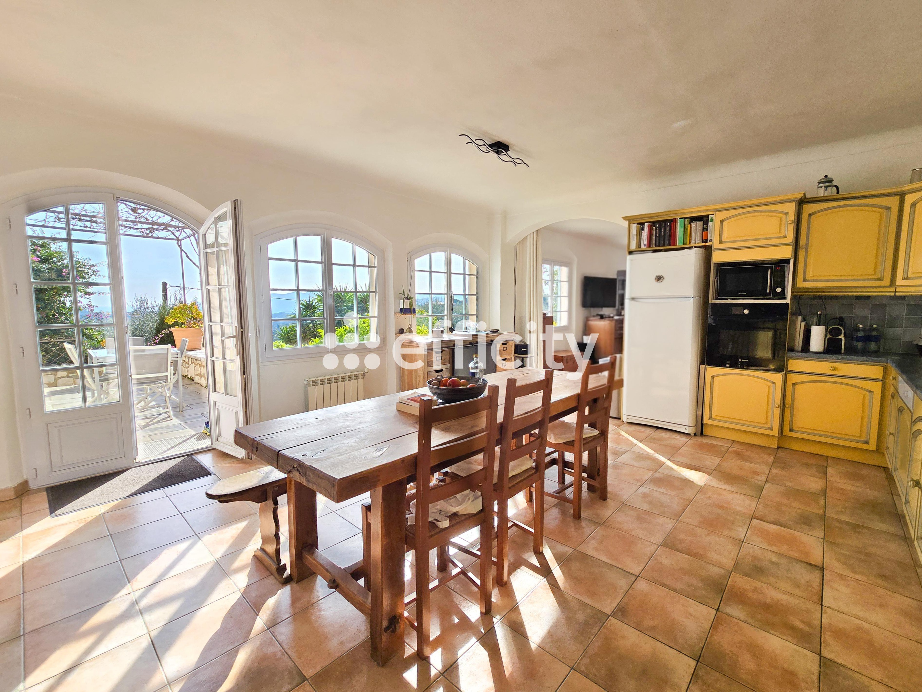 Achat immobilier Maison 6 pièces  250m2 à Grasse (06130) - Photo n°6