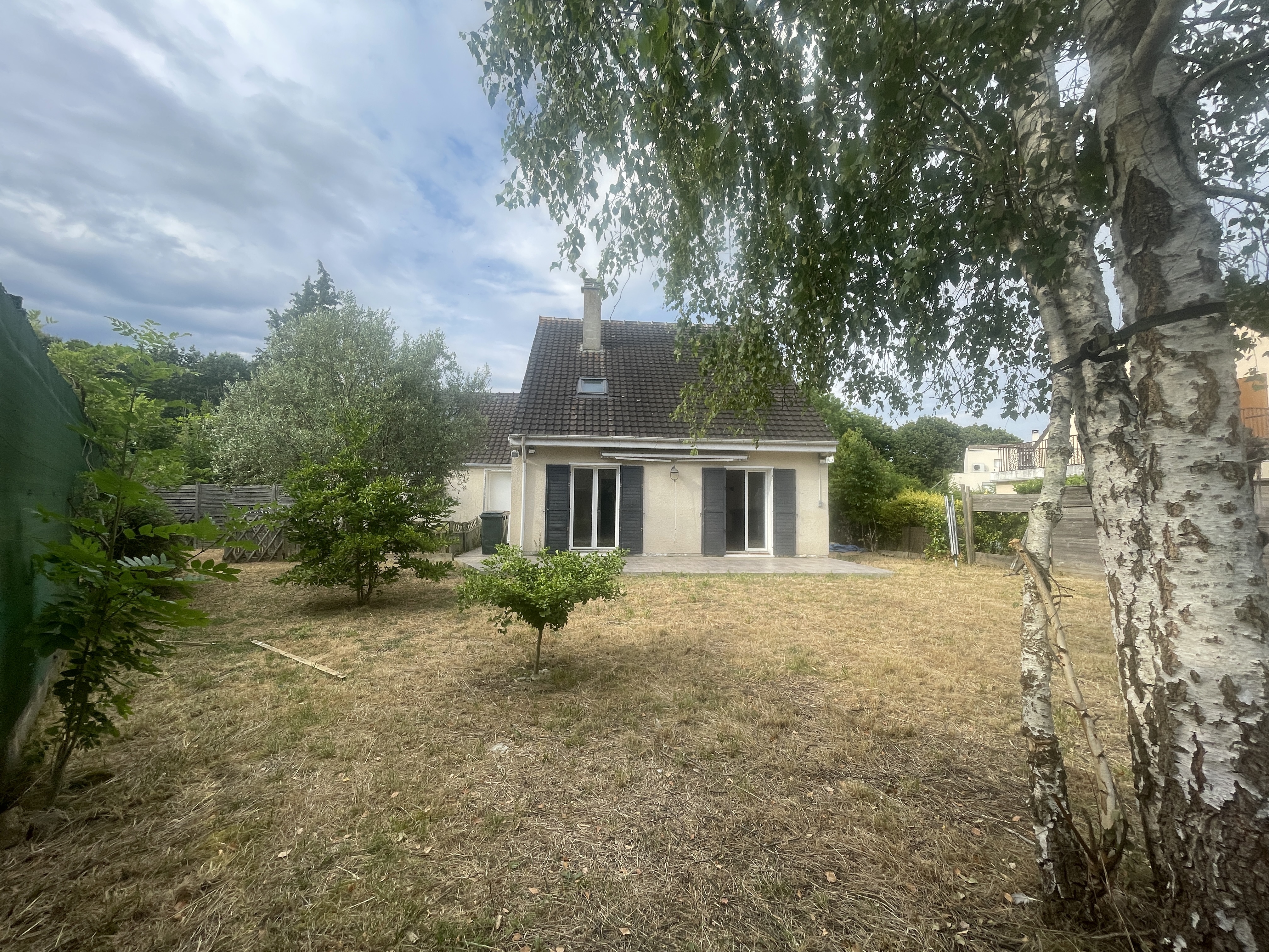 Maison 6 pièces 168 m² · à Savigny-le-Temple · 168 m² · 375 000 €