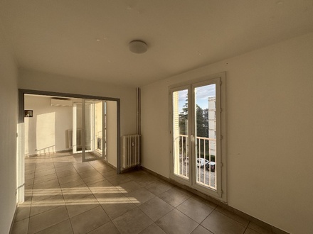 appartement 4 pièces - 74m2 à Bourg-Saint-Andéol (07700)