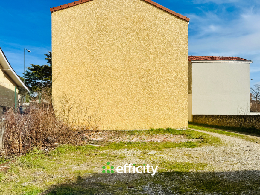 Photo illustration