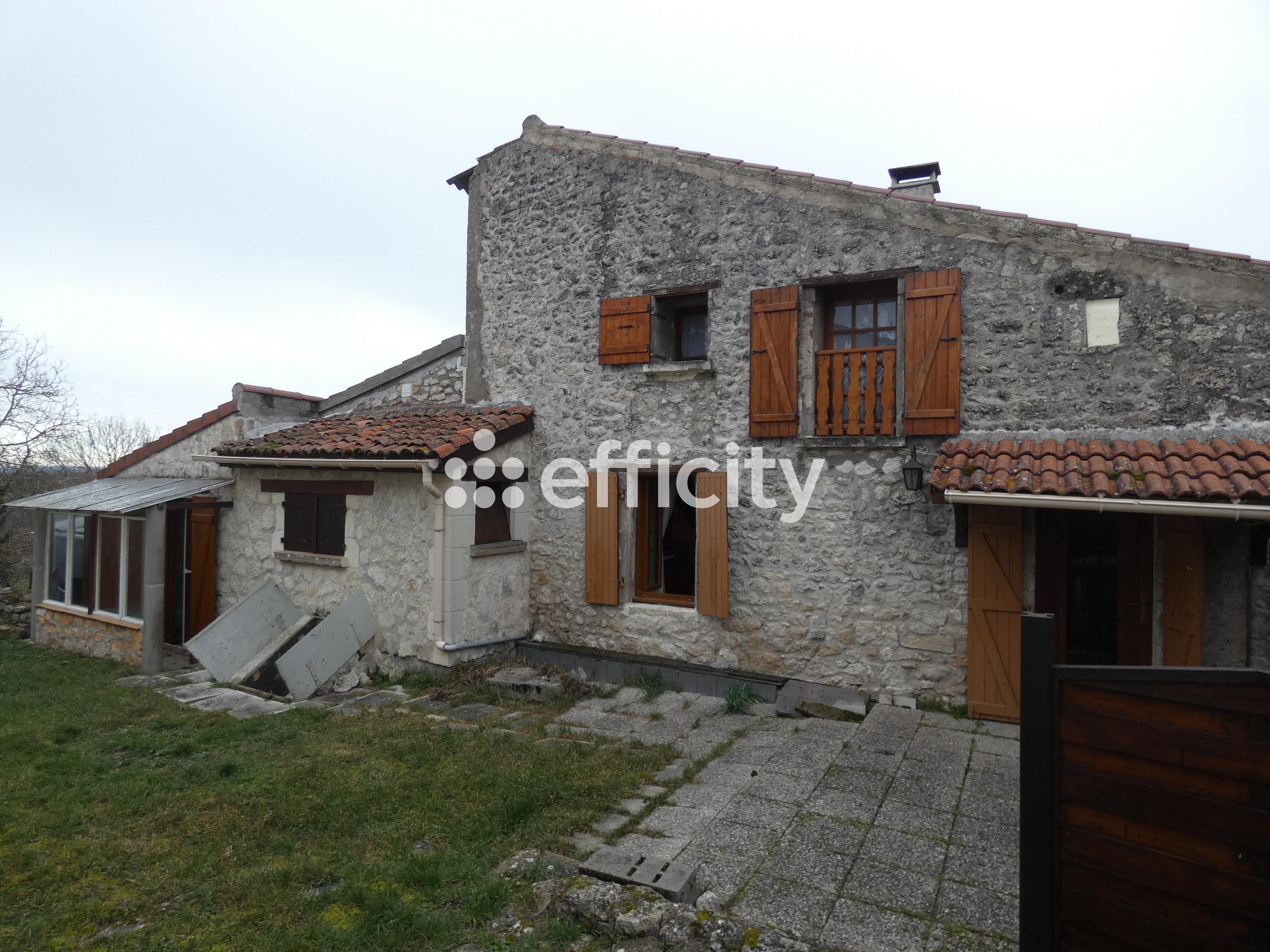 Achat immobilier Maison 3 pièces  62m2 à Charroux (03140) - Photo n°1