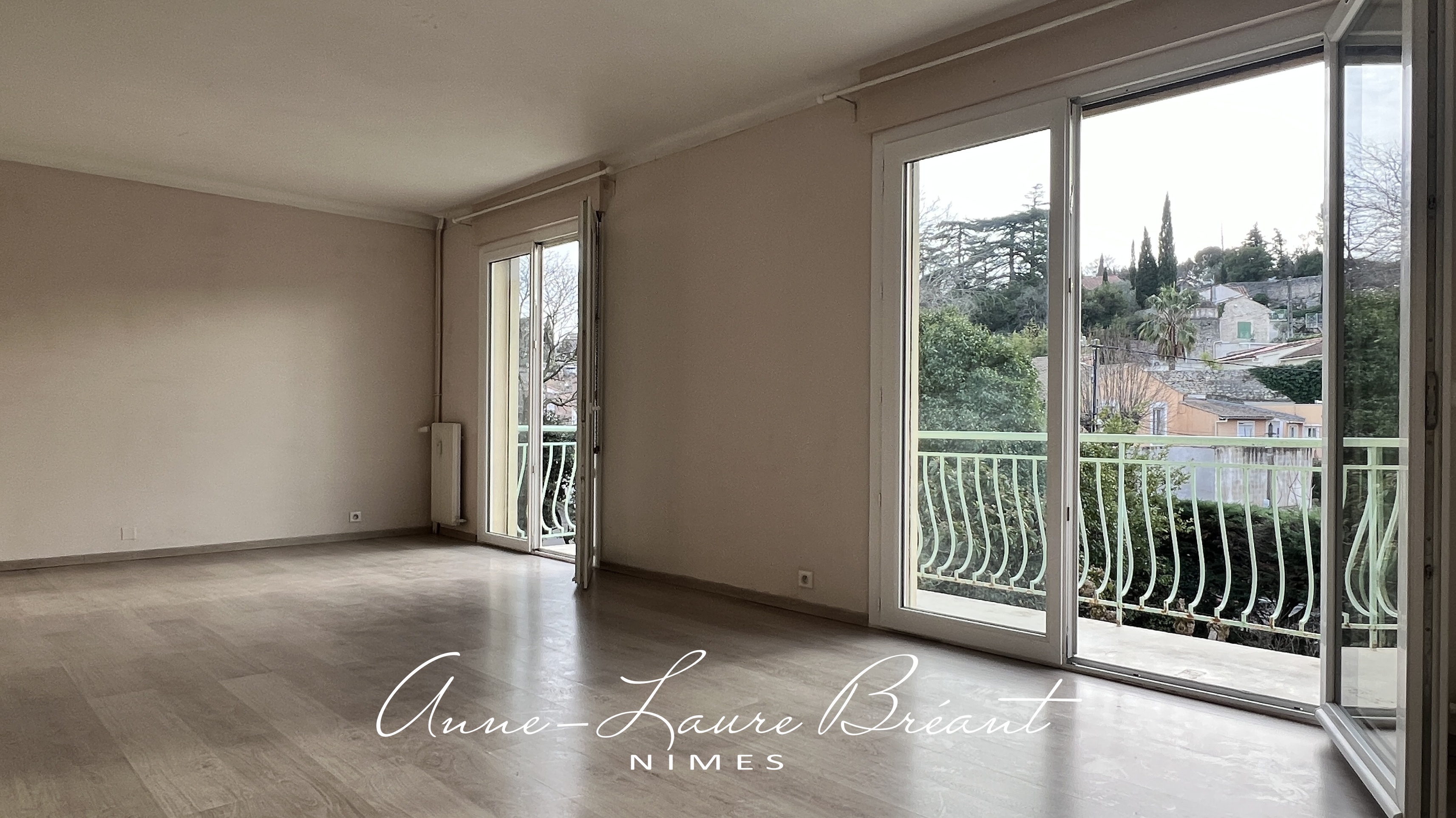 Achat immobilier Appartement 3 pièces  77m2 à Nîmes (30000) - Photo n°1