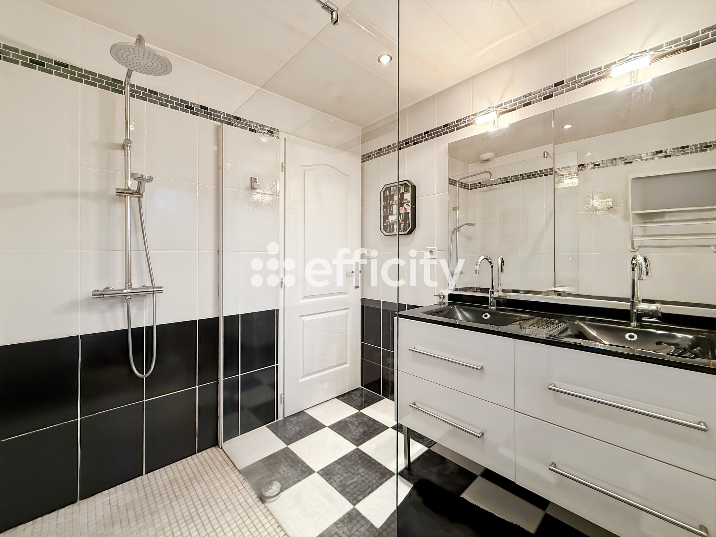 Achat immobilier Maison 5 pièces  100m2 à Luynes (37230) - Photo n°4