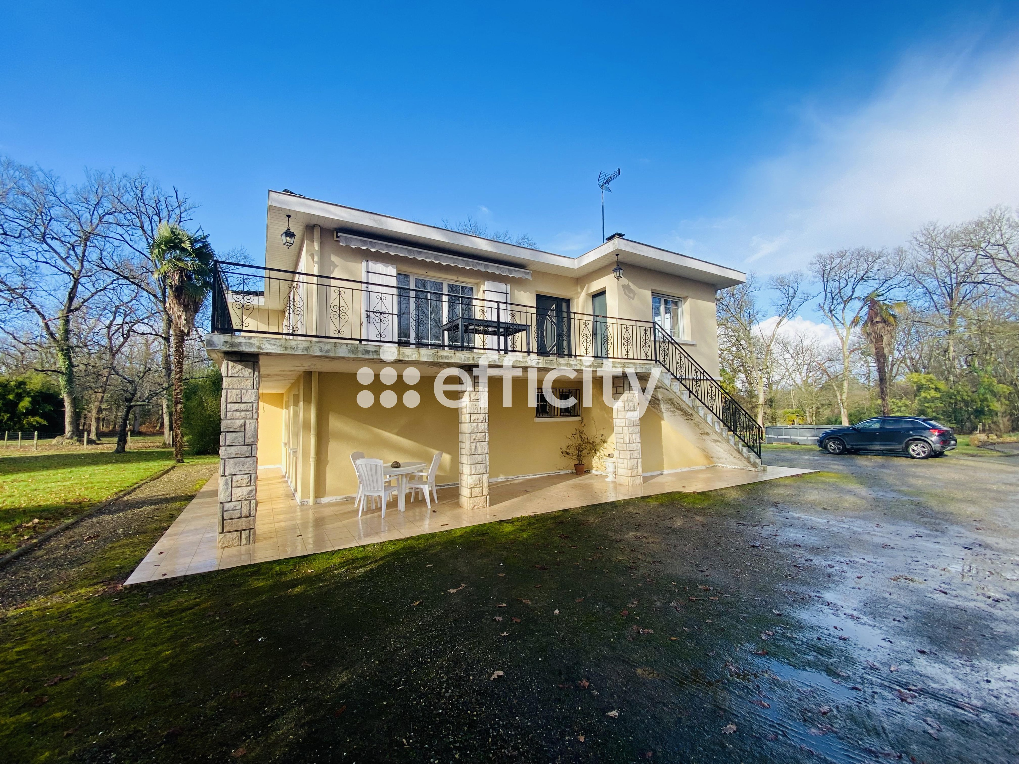 Achat immobilier Maison 6 pièces  167m2 à Saint-Maurice-sur-Adour (40270) - Photo n°1