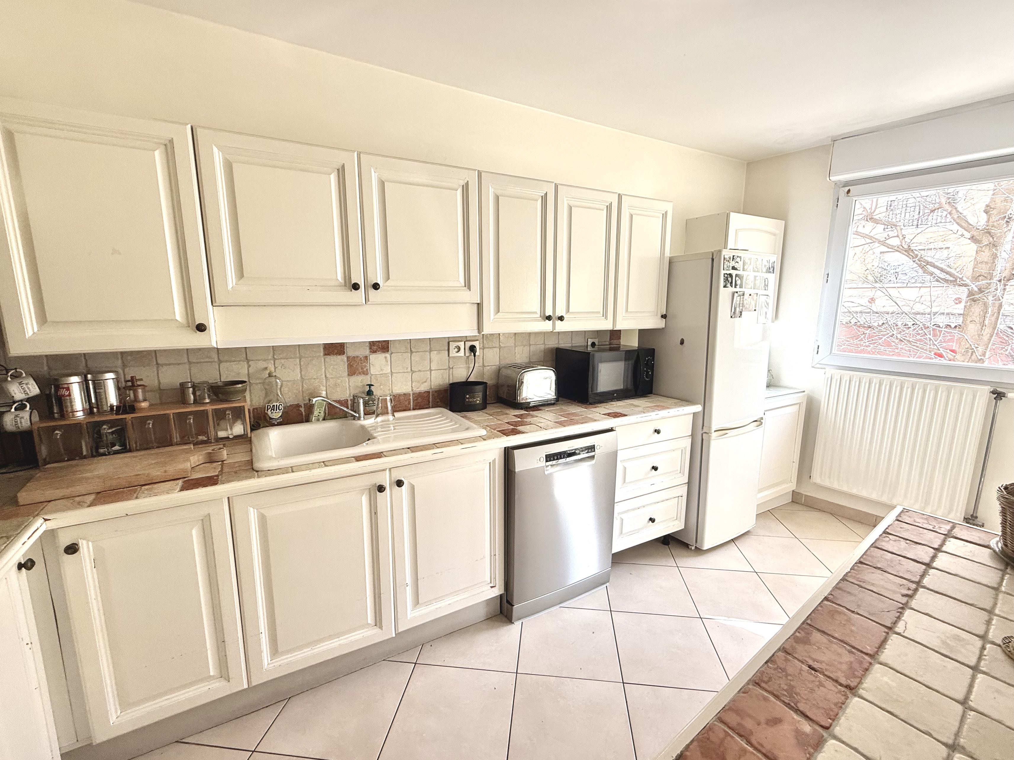 Achat immobilier Appartement 3 pièces  75m2 à Aubagne (13400) - Photo n°4