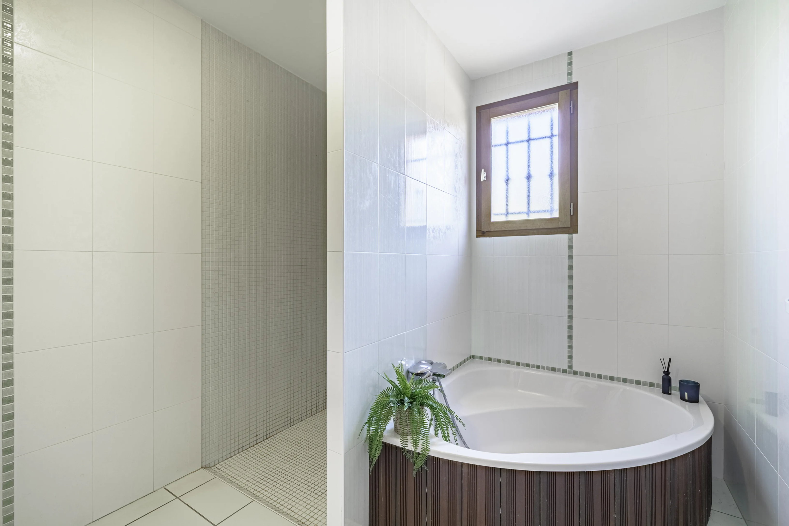 Achat immobilier Maison 6 pièces  190m2 à Istres (13800) - Photo n°11