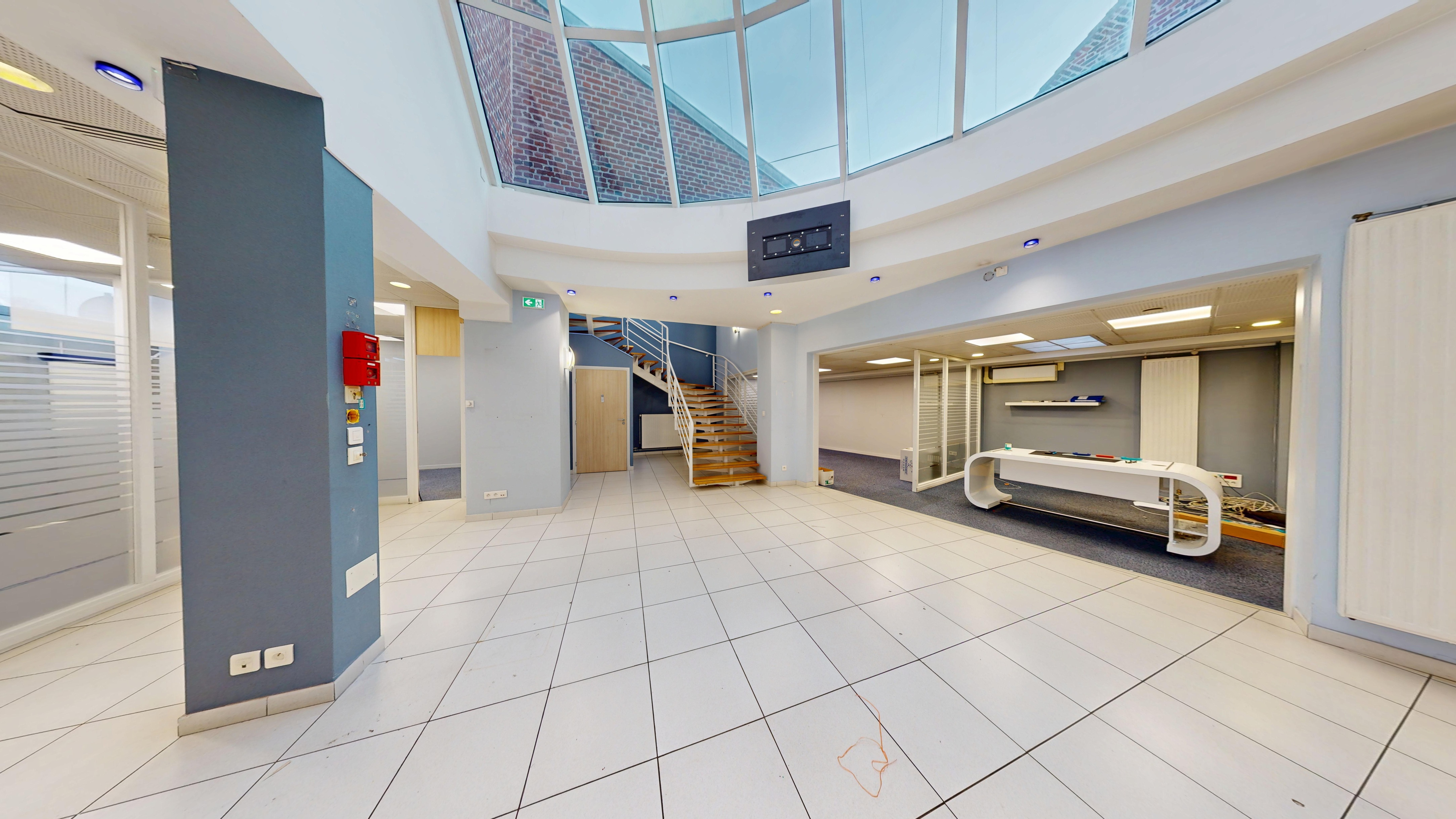 immeuble 14 pièces - 420m2 à Lille (59160)