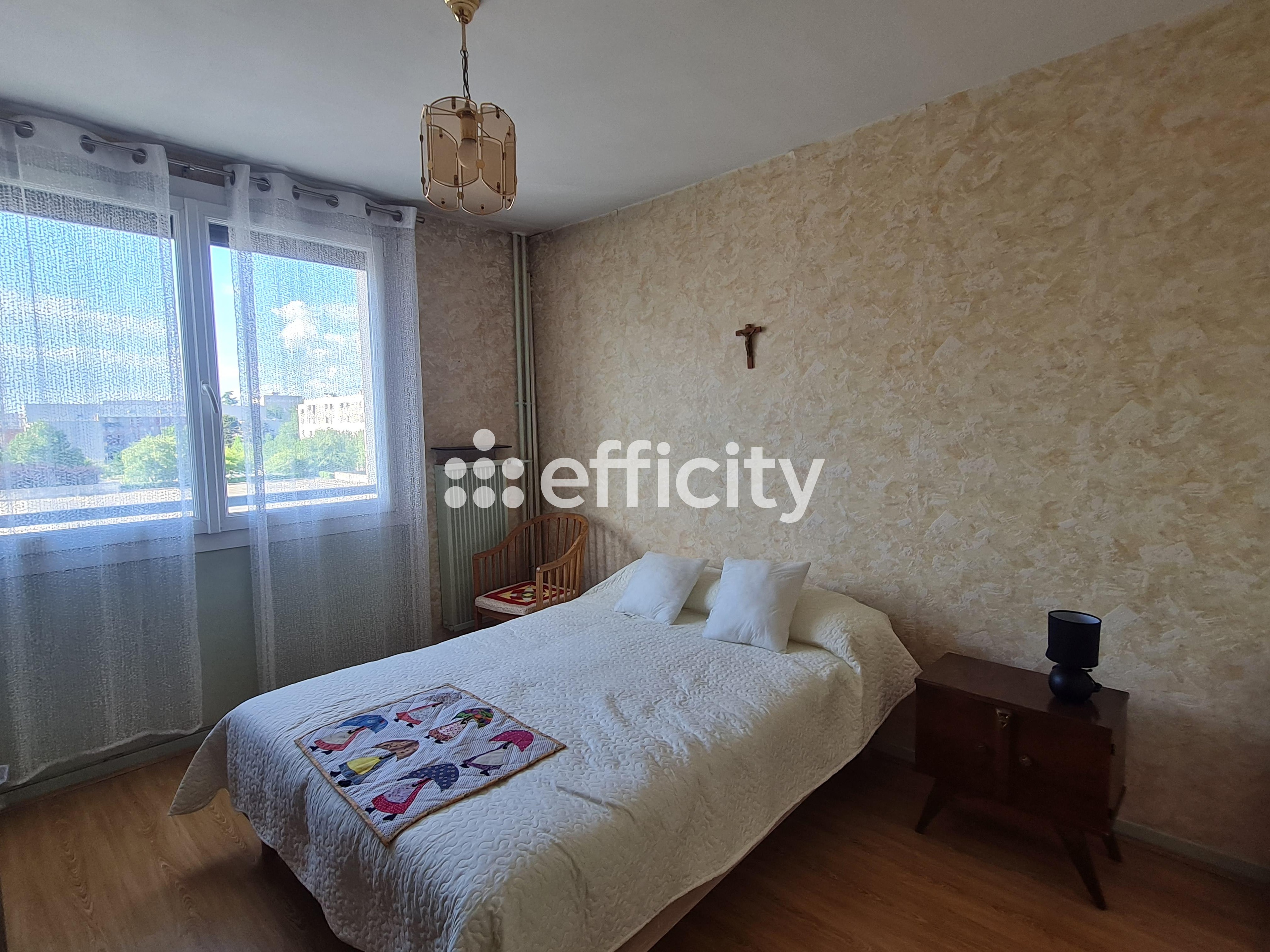 Achat immobilier Appartement 4 pièces  83m2 à Valence (26000) - Photo n°7