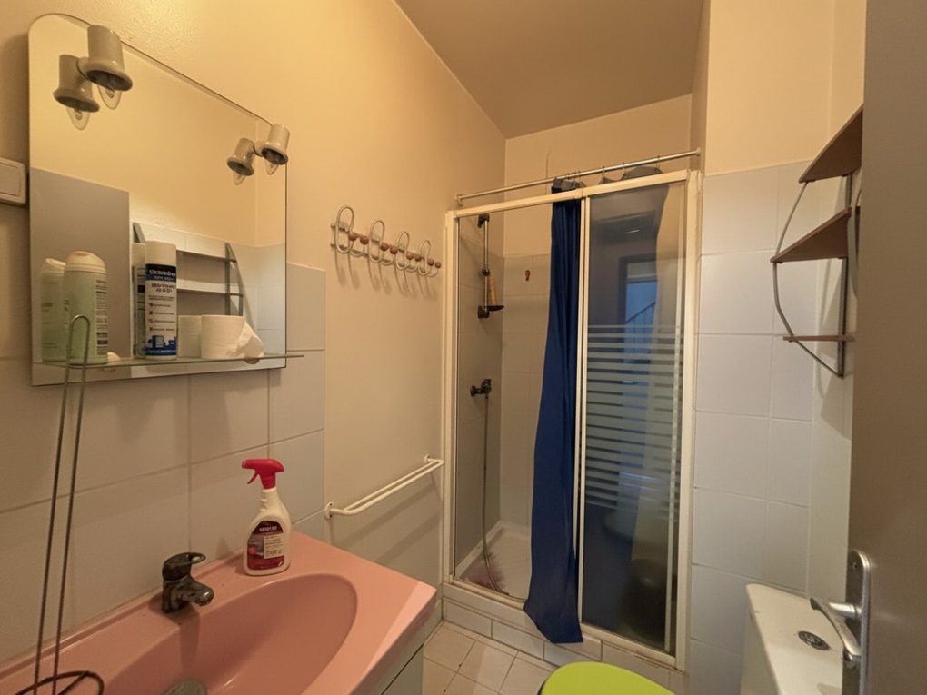 Achat immobilier Immeuble 13 pièces  236m2 à Bourg-Saint-Andéol (07700) - Photo n°13