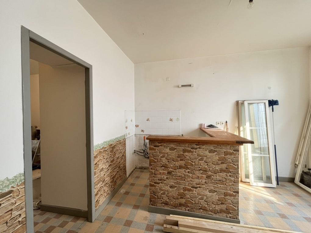 Achat immobilier Immeuble 13 pièces  236m2 à Bourg-Saint-Andéol (07700) - Photo n°17
