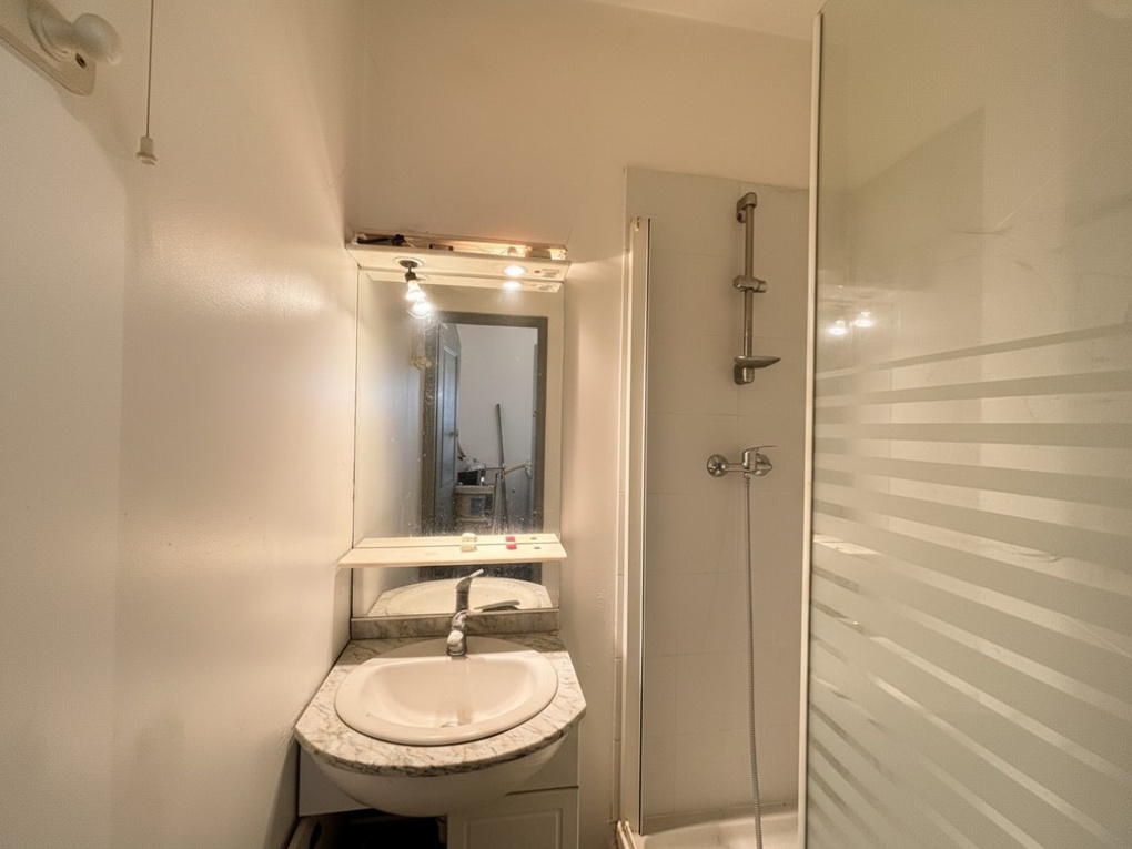 Achat immobilier Immeuble 13 pièces  236m2 à Bourg-Saint-Andéol (07700) - Photo n°20