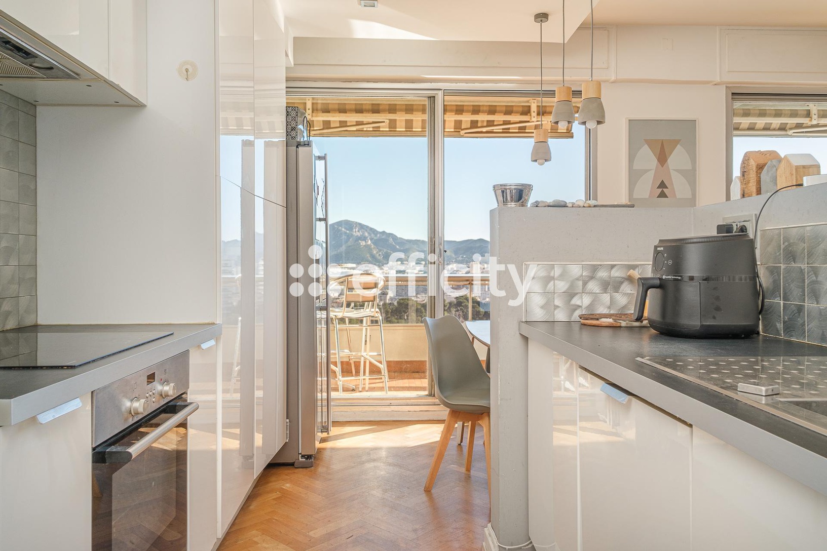 Achat immobilier Appartement 4 pièces  91m2 à Marseille (13008) - Photo n°6