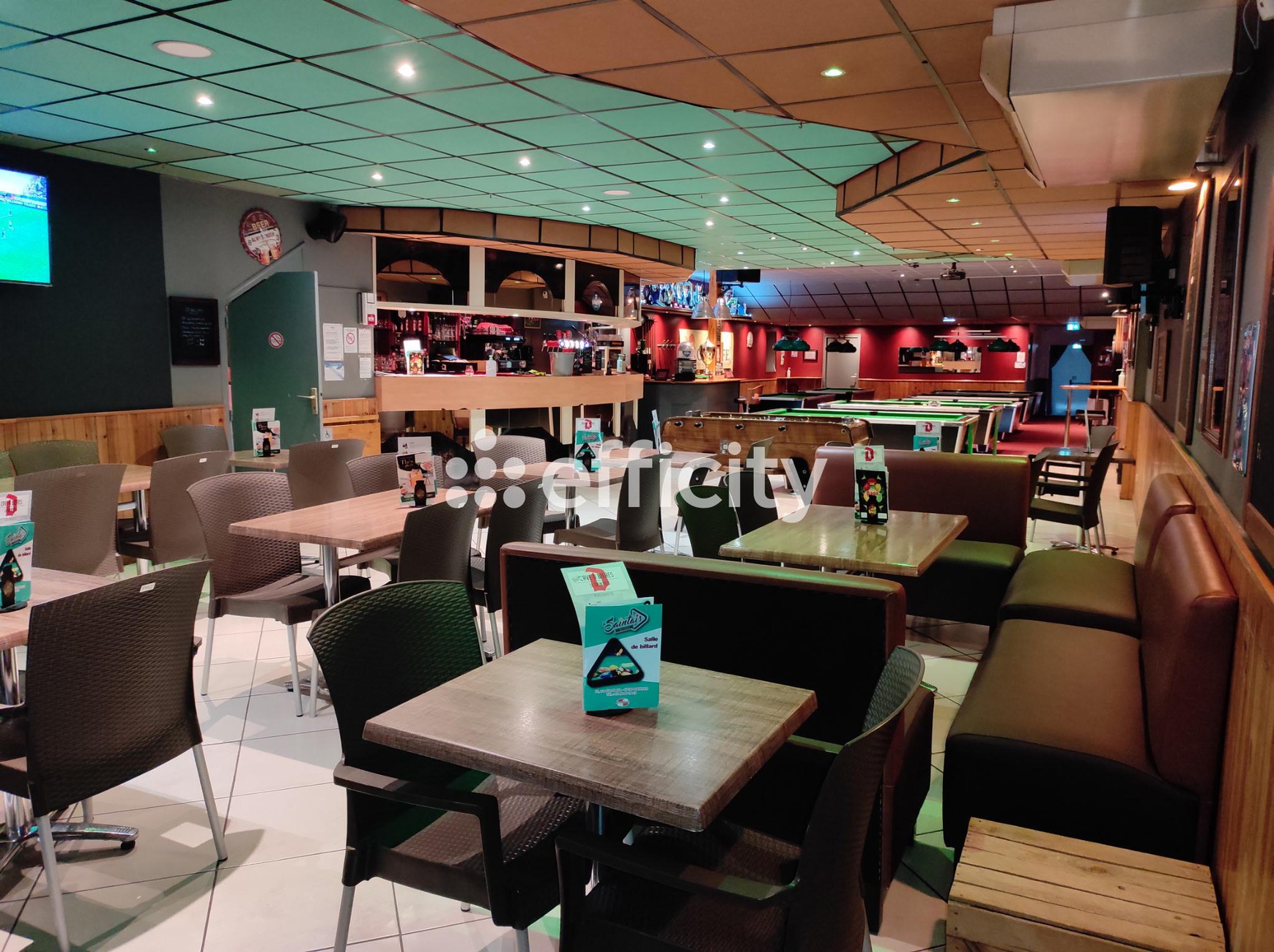 Achat immobilier Fonds de commerce   250m2 à Saintes (17100) - Photo n°1