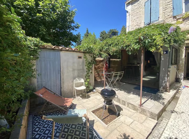 maison 4 pièces - 84m2 à Arles (13200)