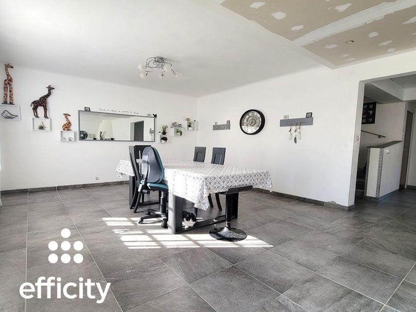 Achat immobilier Maison 8 pièces  186m2 à Bais (35680) - Photo n°7