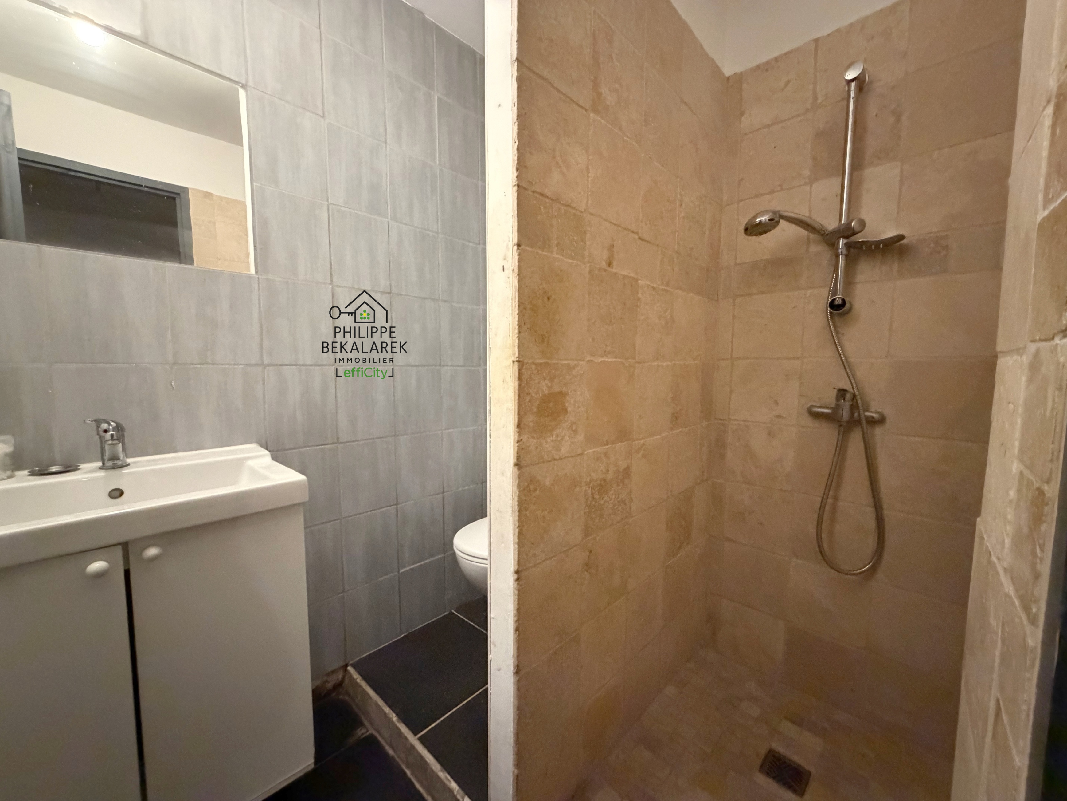 Achat immobilier Appartement 2 pièces  49m2 à Manosque (04100) - Photo n°4