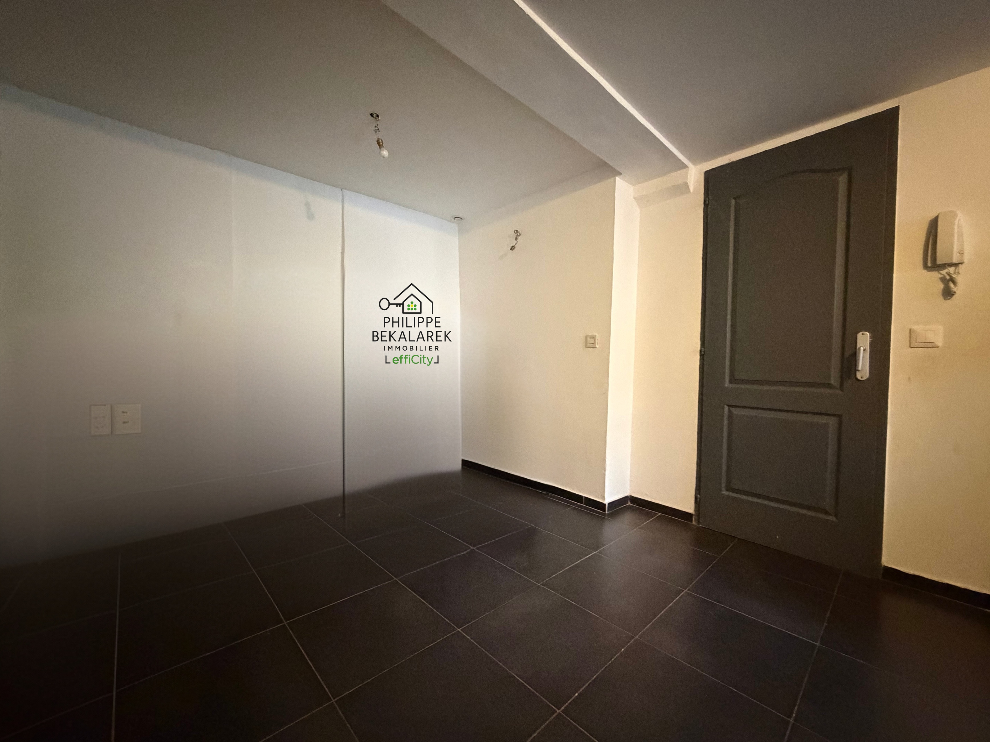 Achat immobilier Appartement 2 pièces  49m2 à Manosque (04100) - Photo n°5